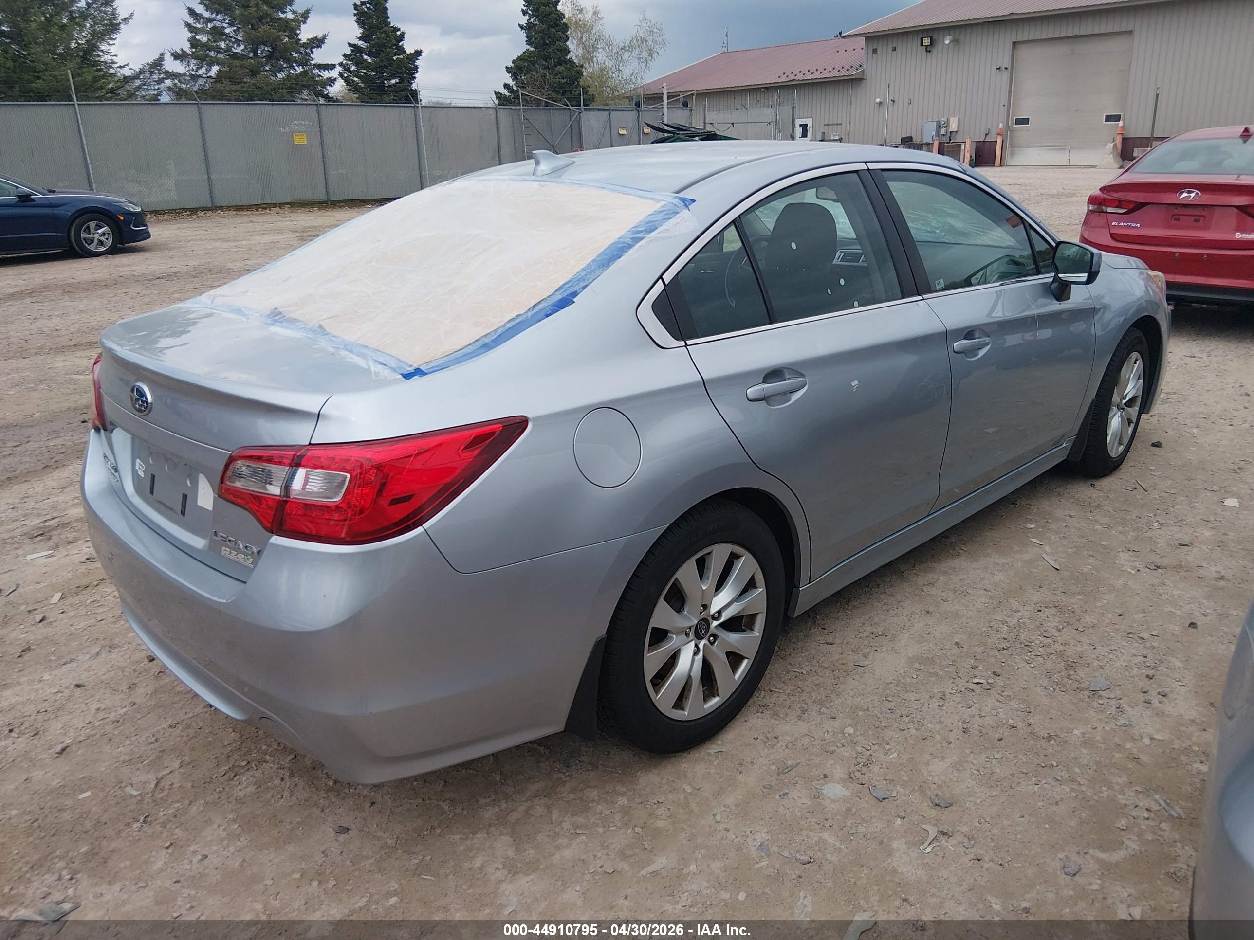 SUBARU LEGACY image 4