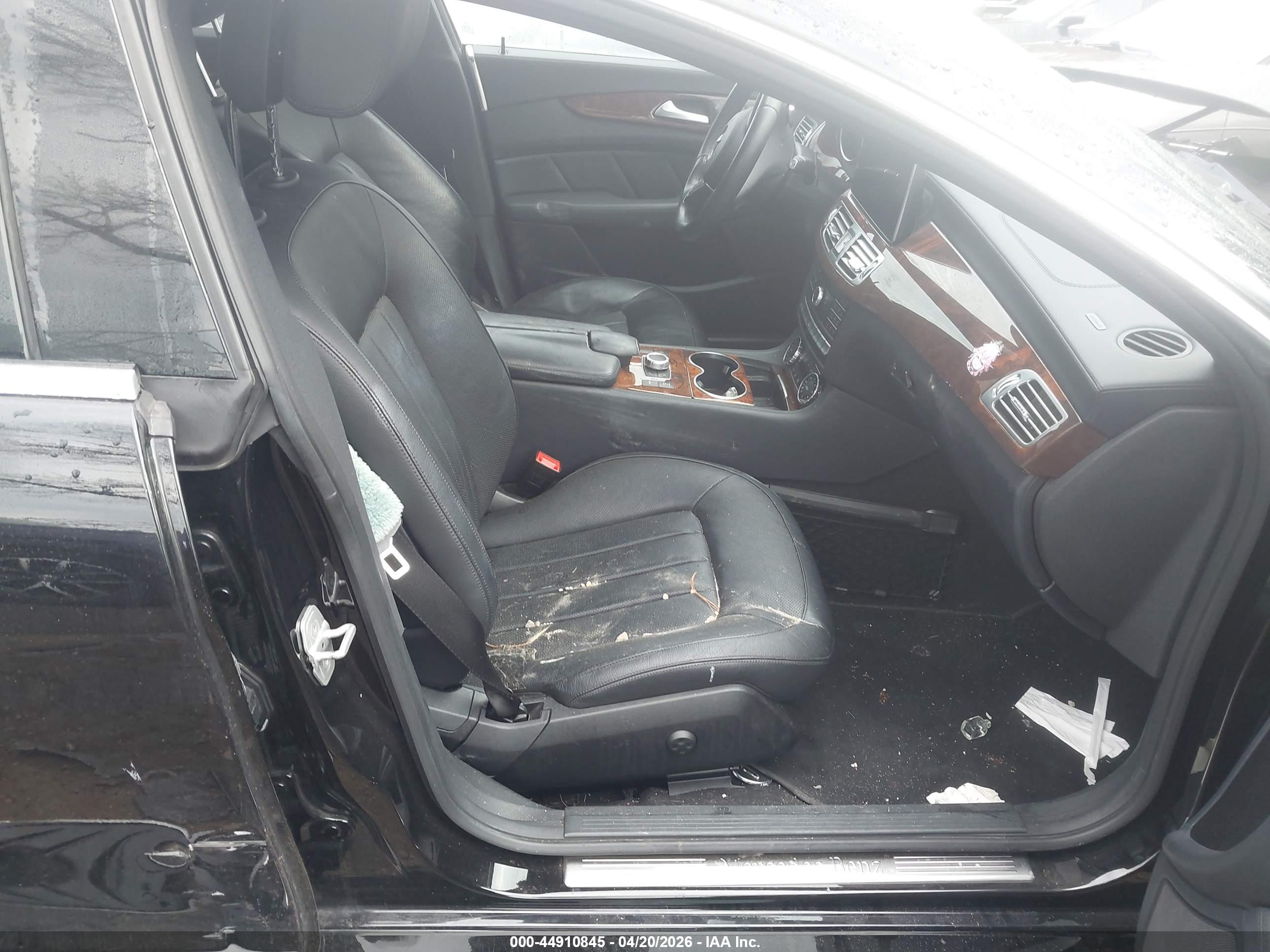 MERCEDES-BENZ CLS image 5