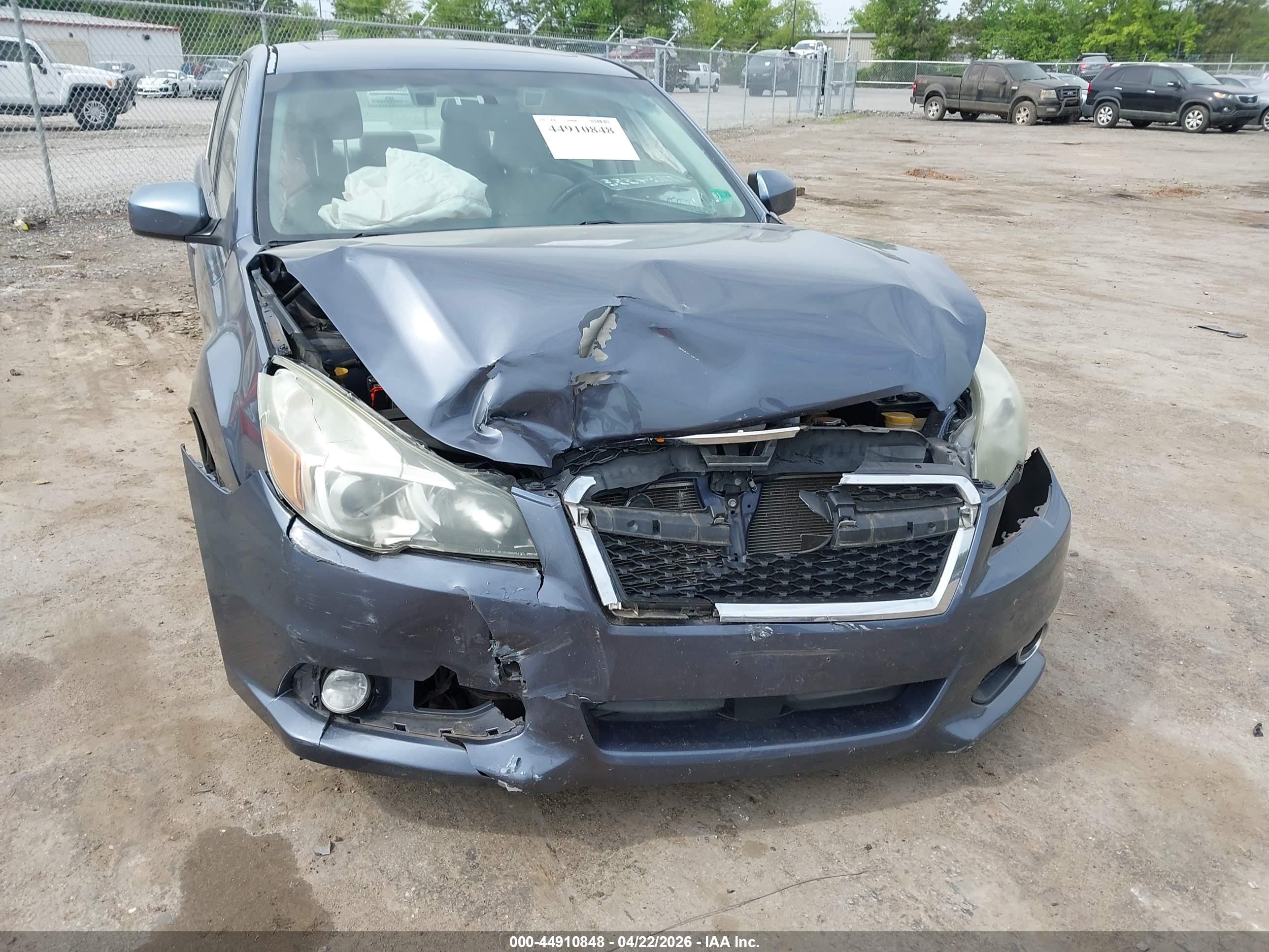 SUBARU LEGACY image 6