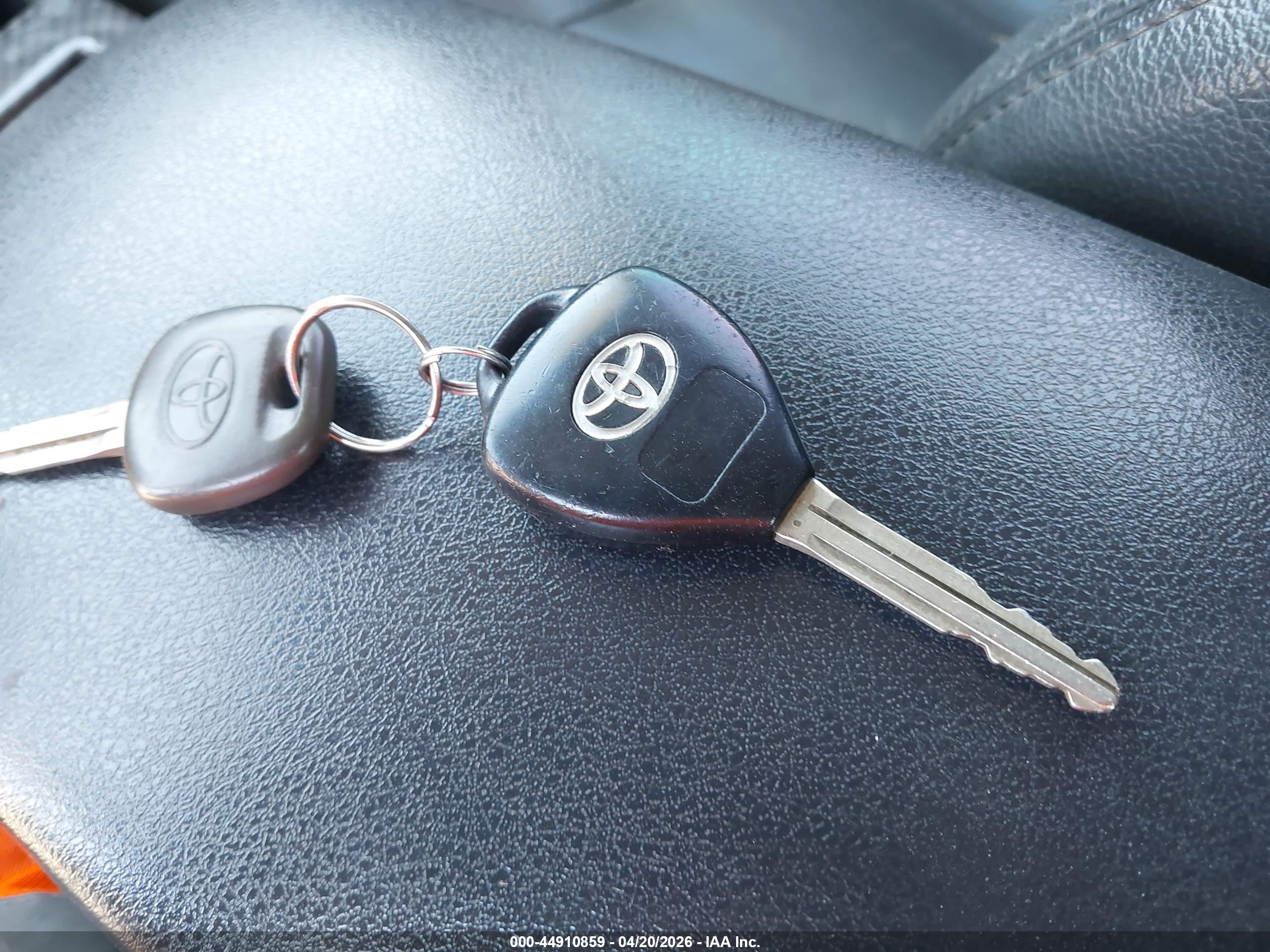 TOYOTA CAMRY image 11