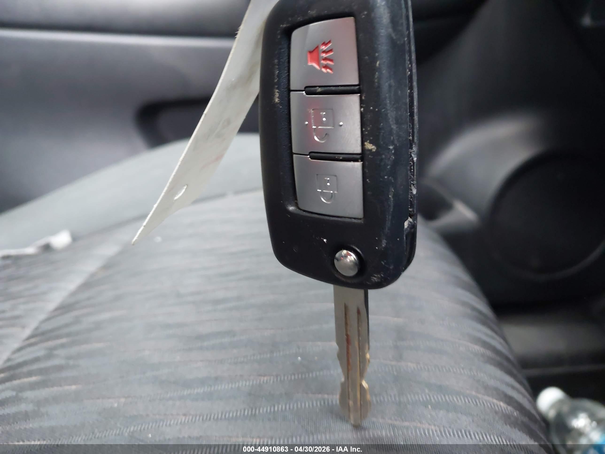 NISSAN ROGUE image 11