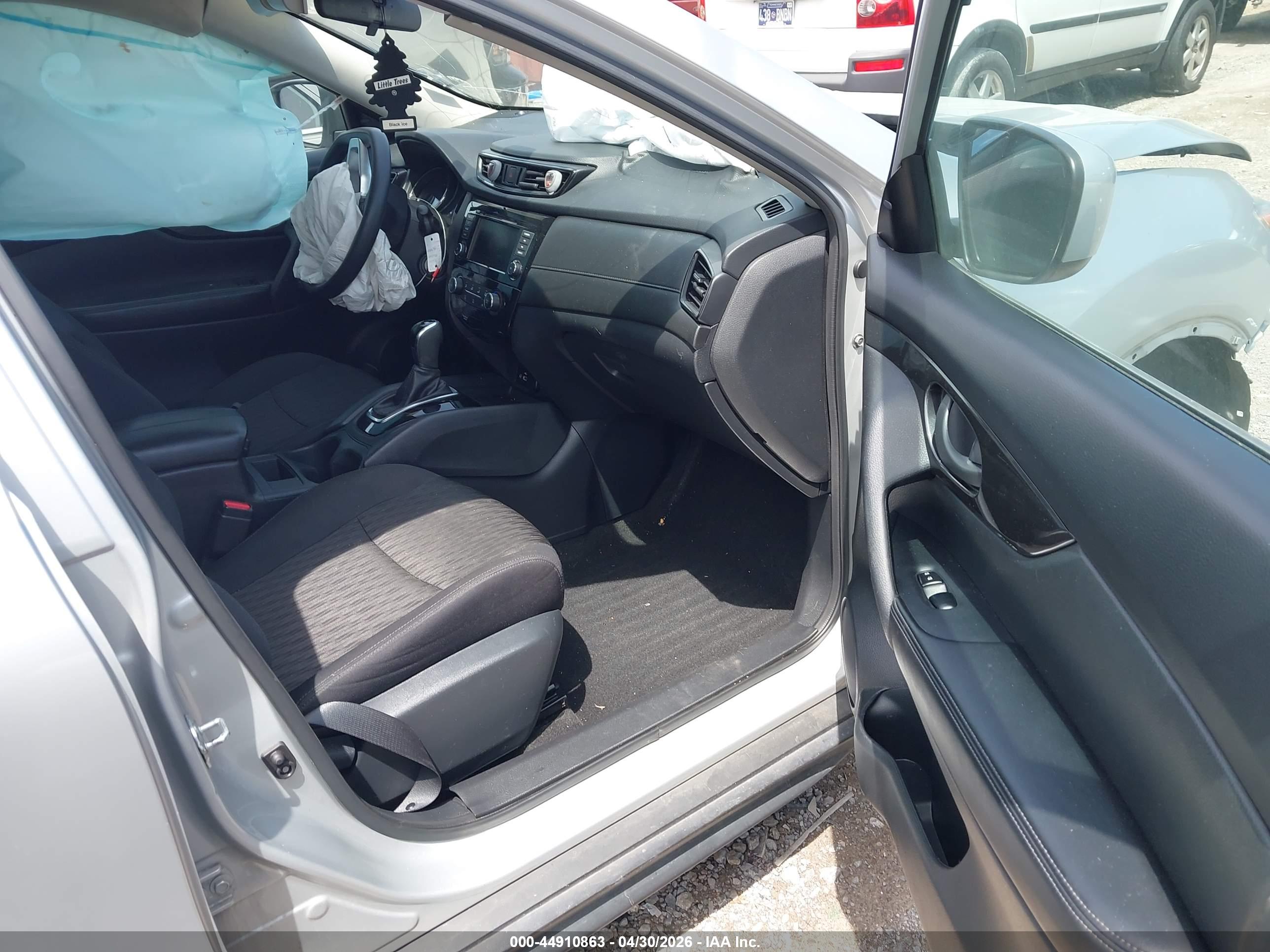 NISSAN ROGUE image 5