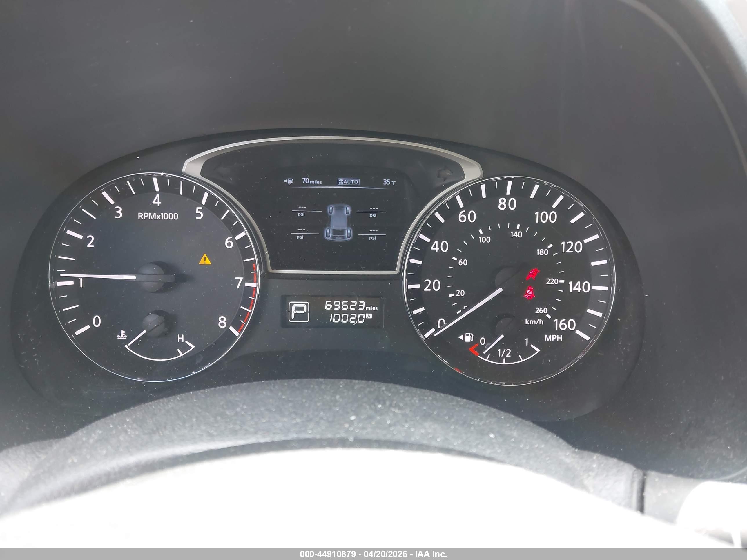 NISSAN PATHFINDER image 7