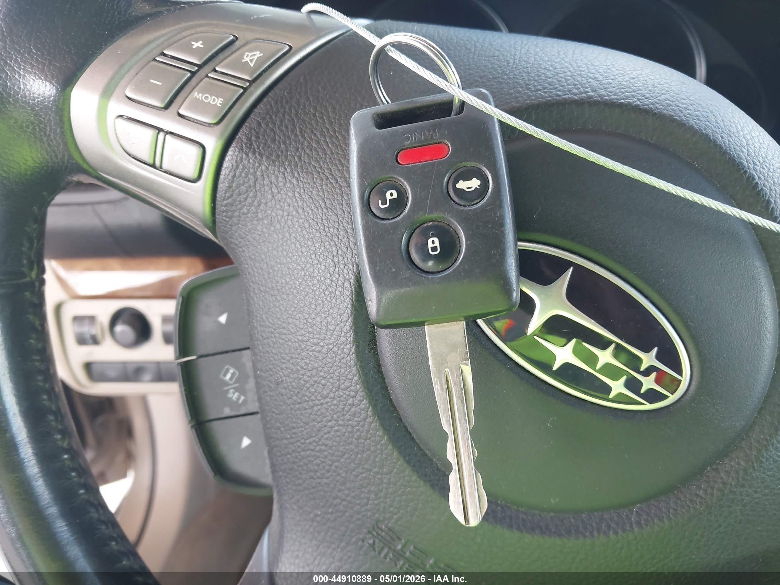 SUBARU OUTBACK image 11