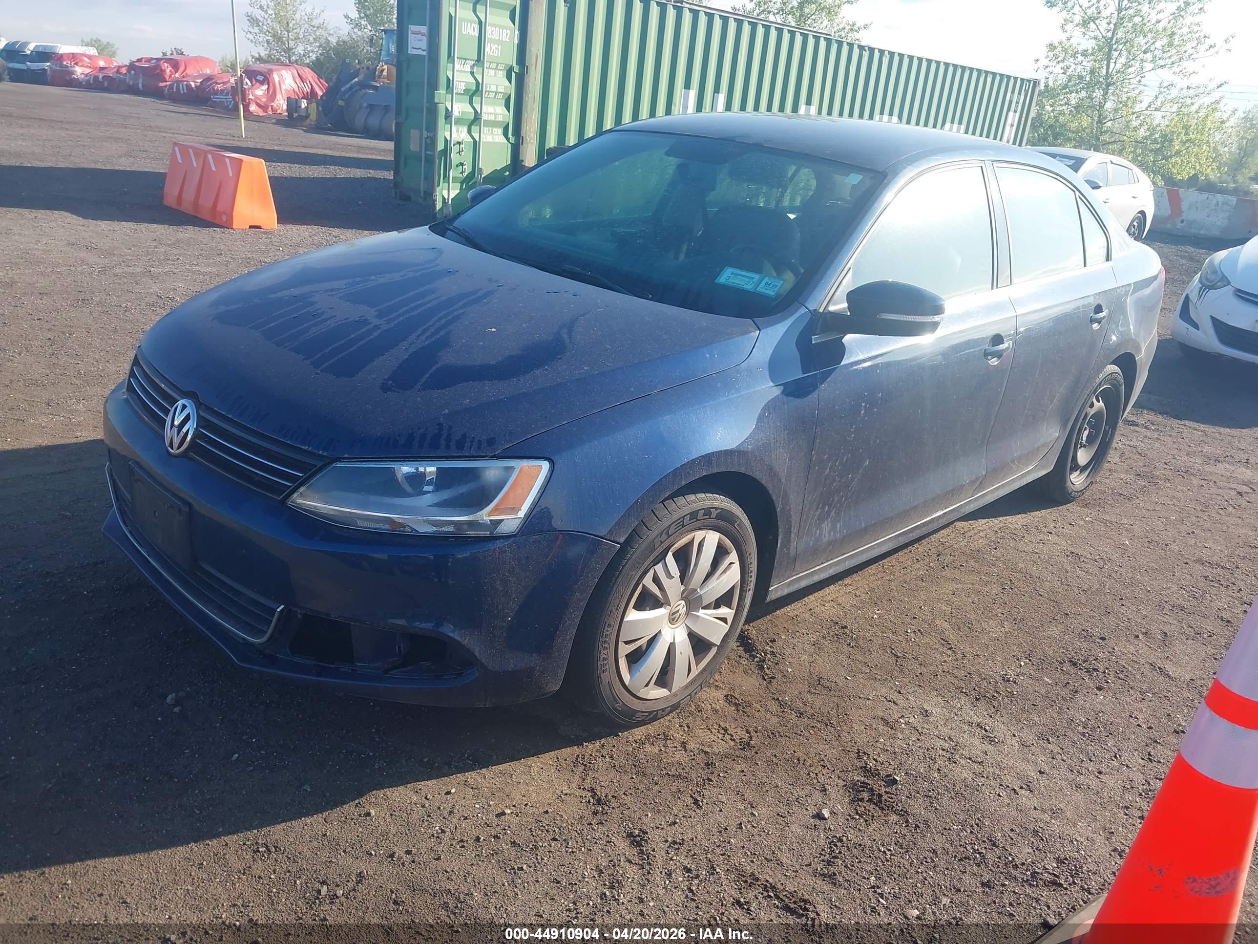 VOLKSWAGEN JETTA image 2