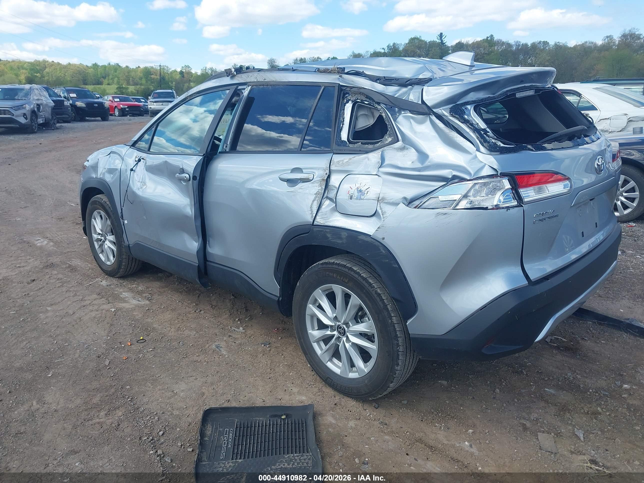 TOYOTA COROLLA image 3