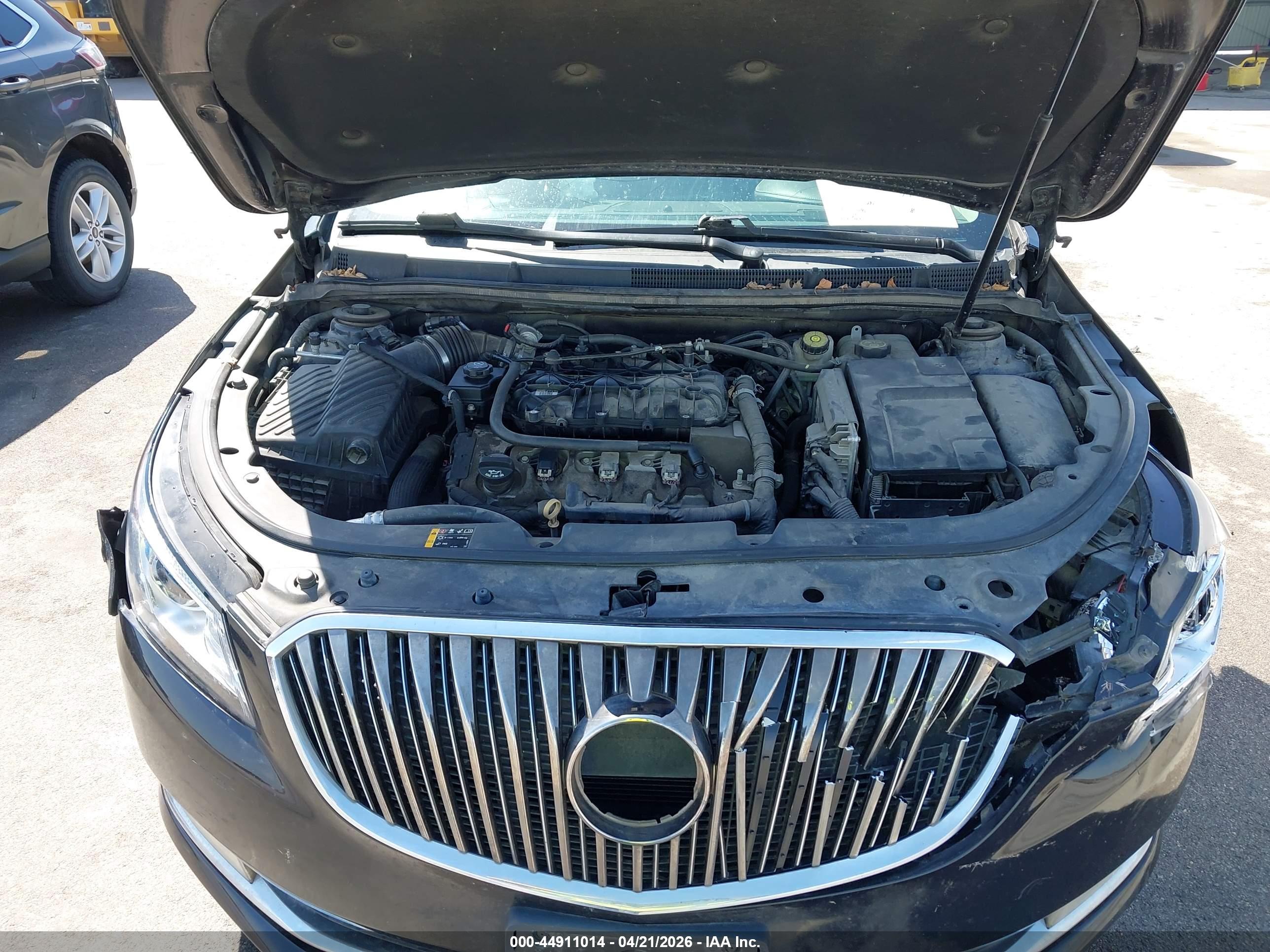 BUICK LACROSSE image 10