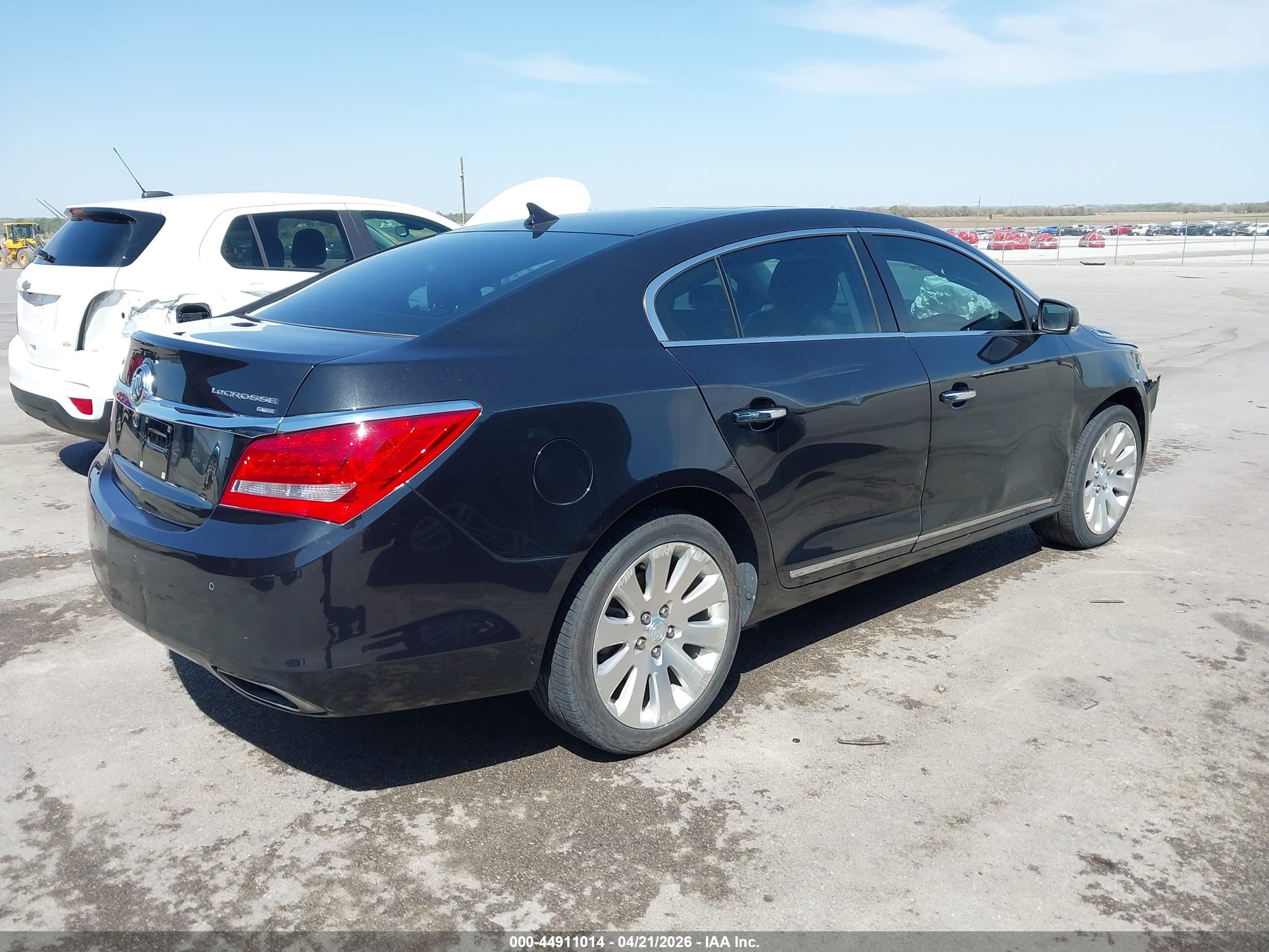 BUICK LACROSSE image 4