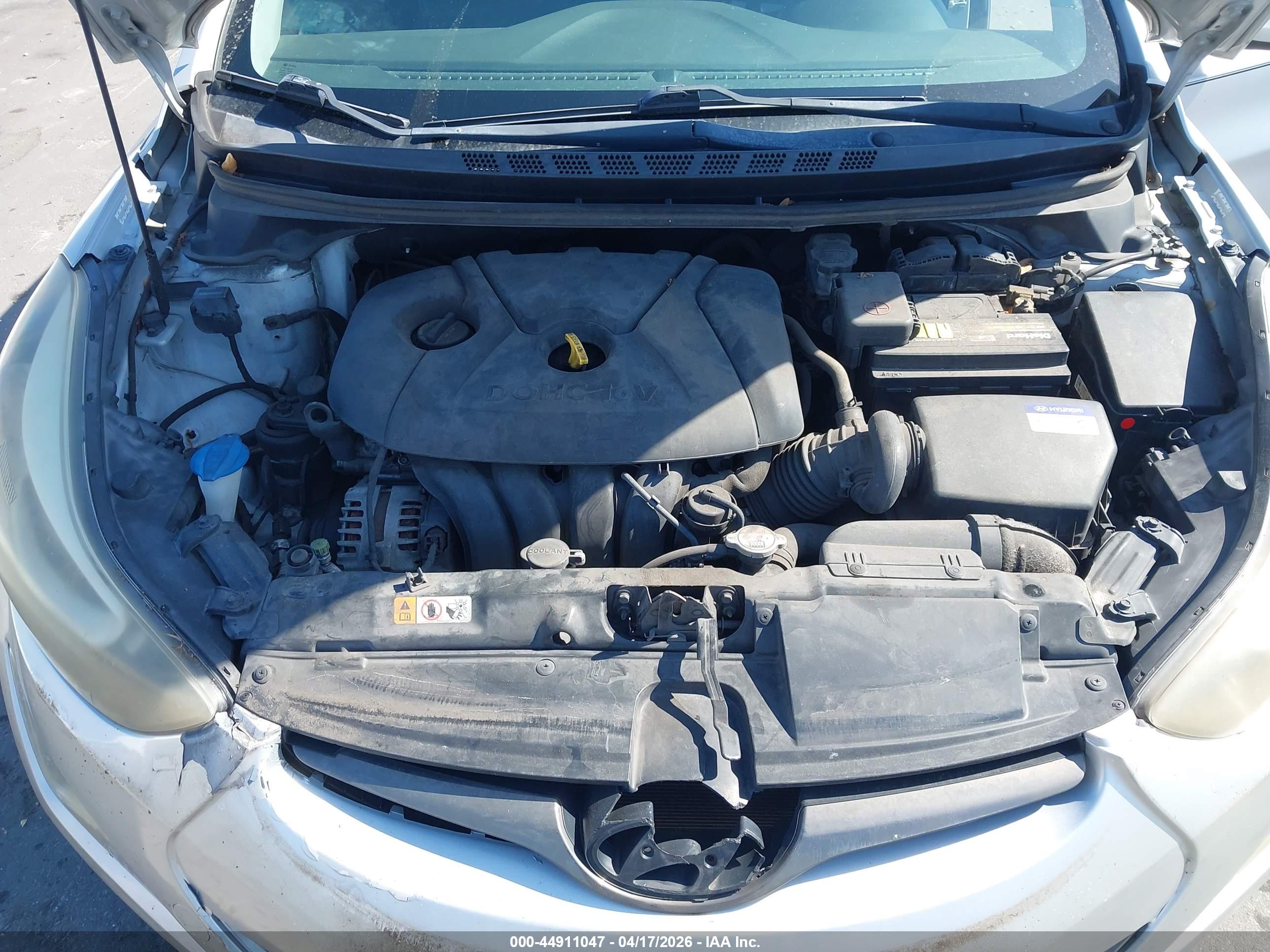 HYUNDAI ELANTRA image 10