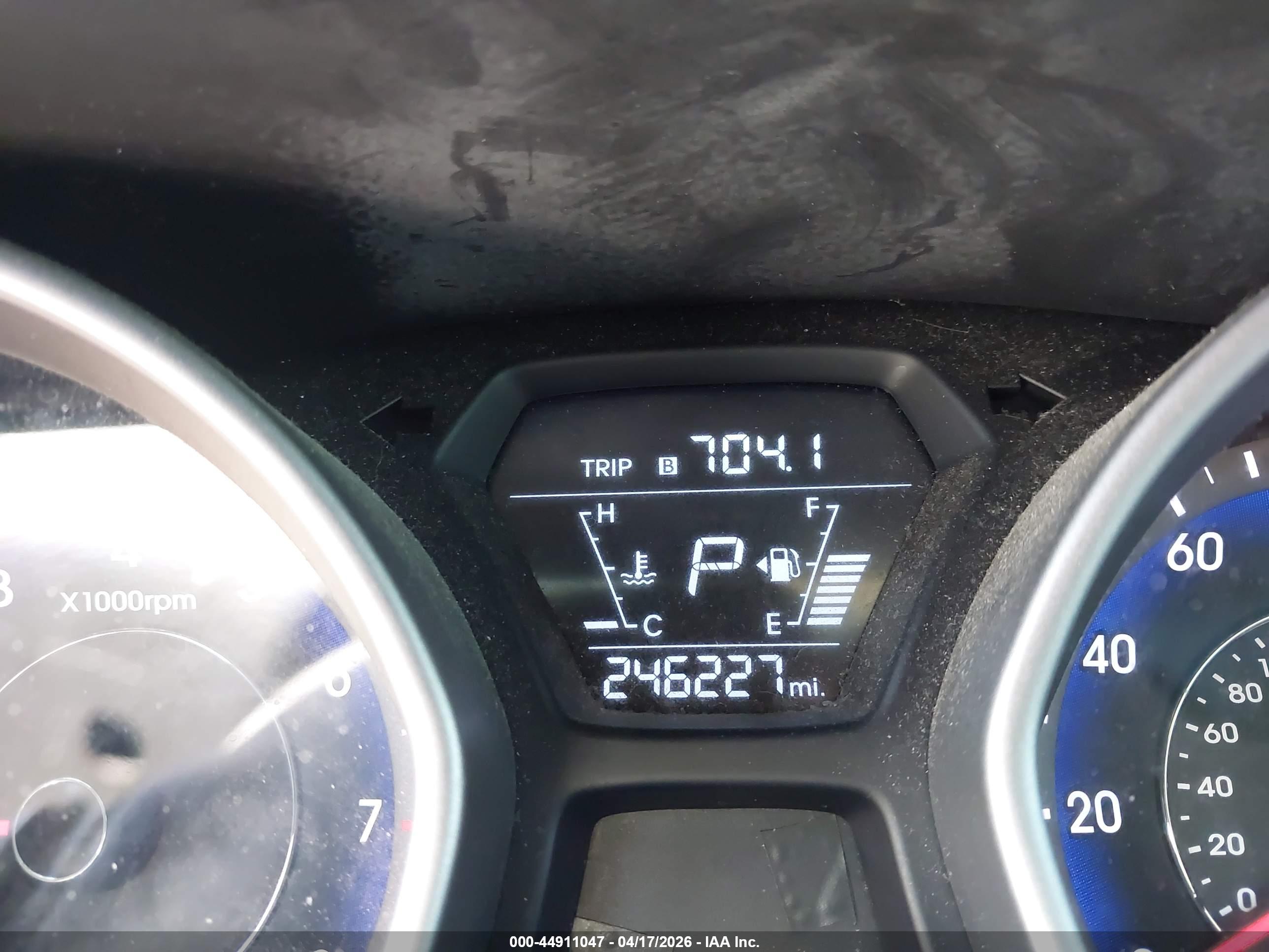 HYUNDAI ELANTRA image 7