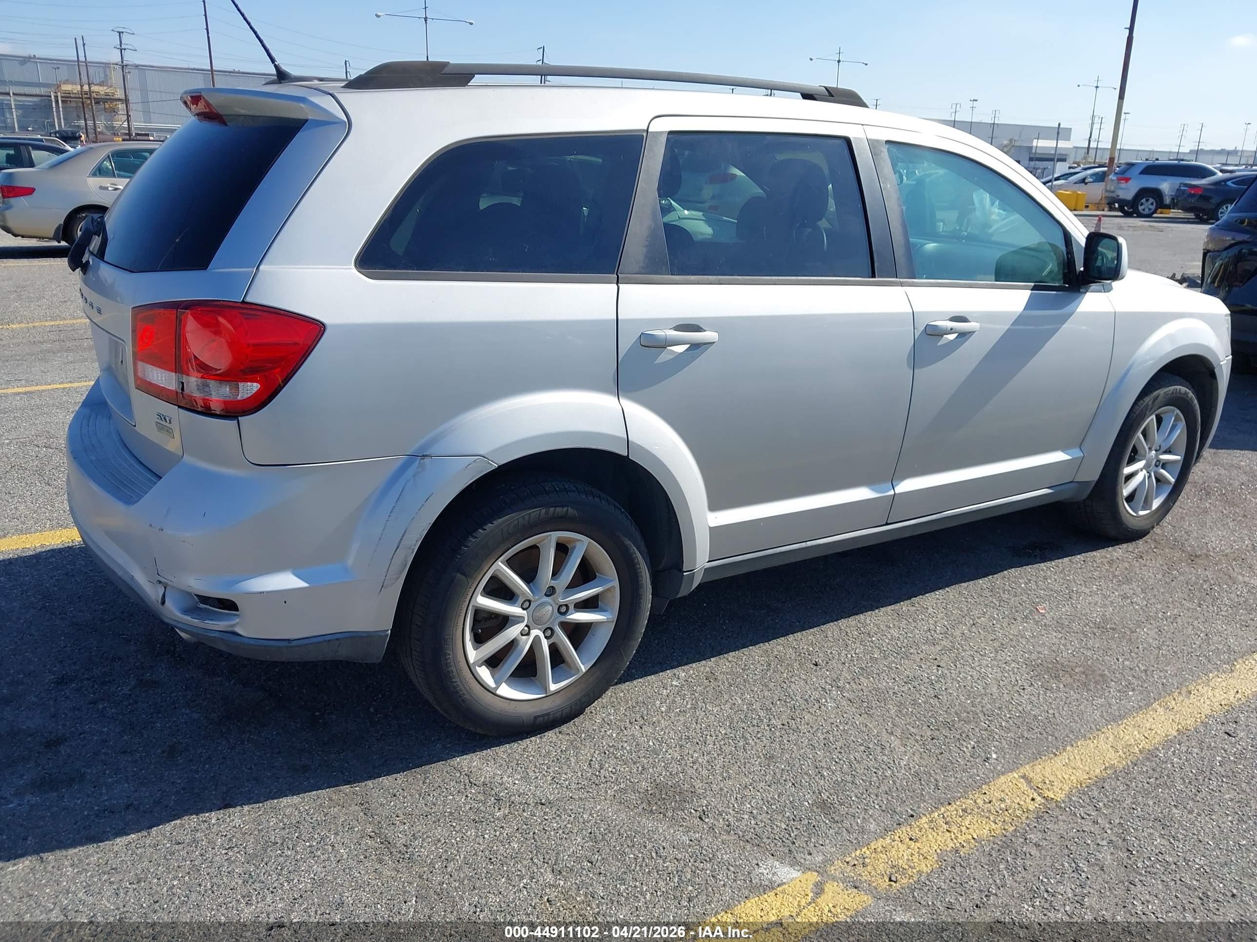 DODGE JOURNEY image 4