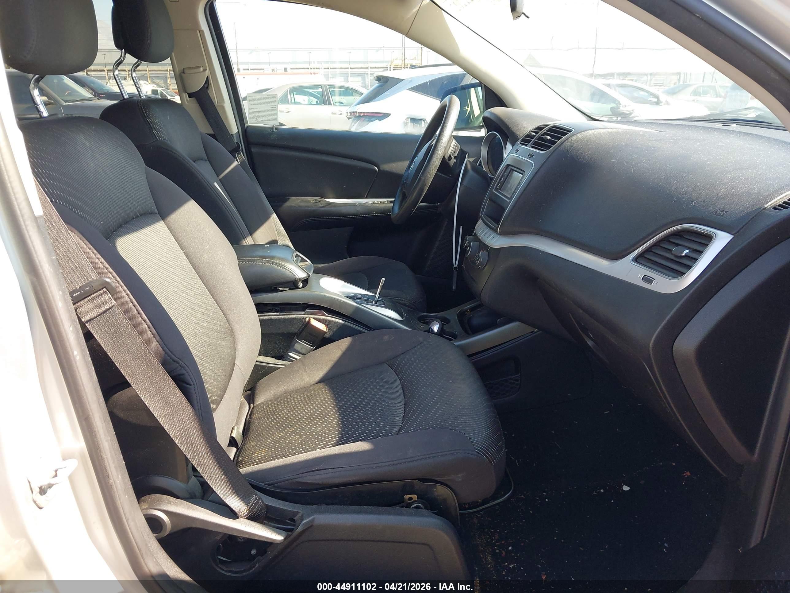 DODGE JOURNEY image 5