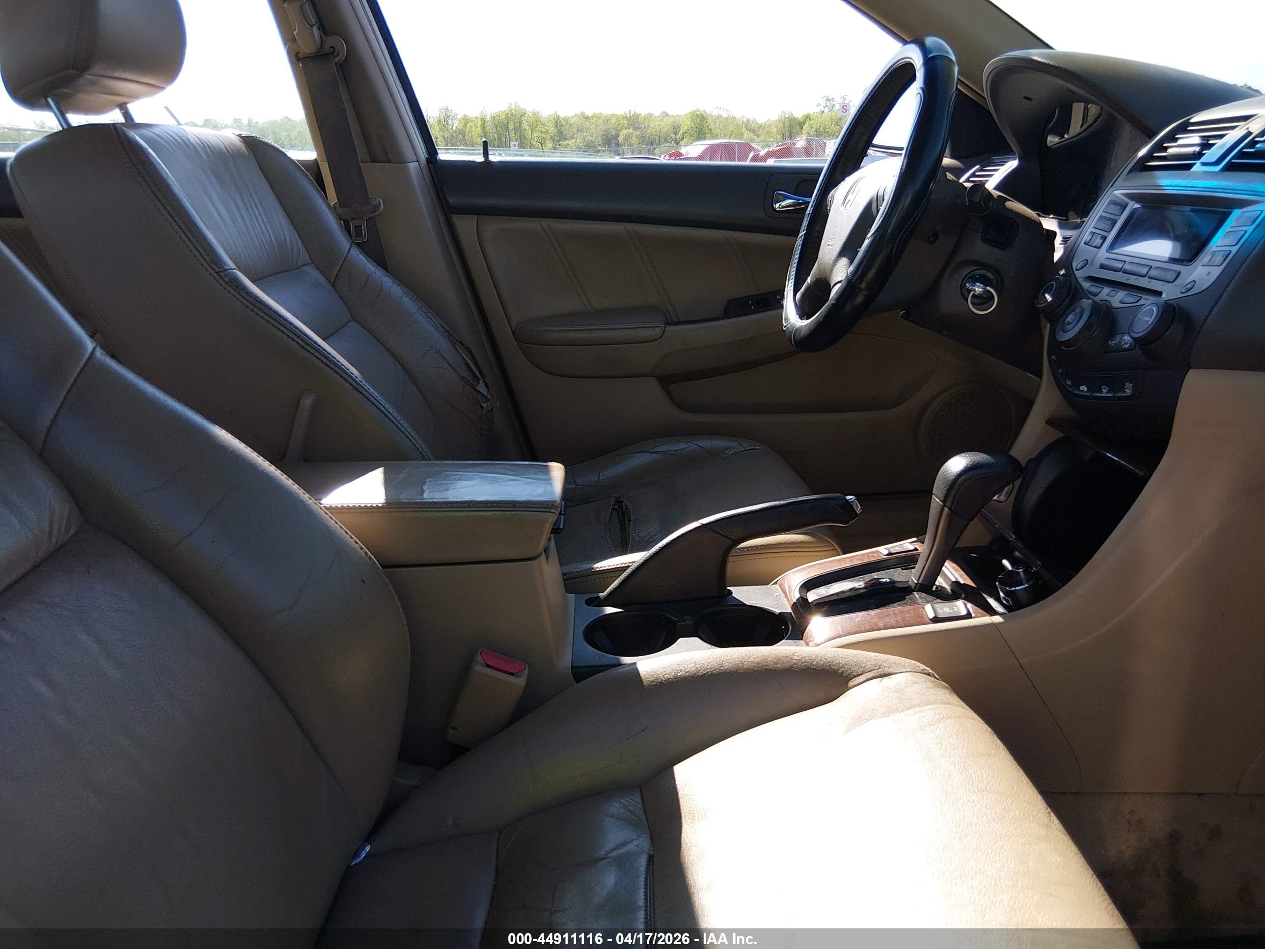 HONDA ACCORD image 5