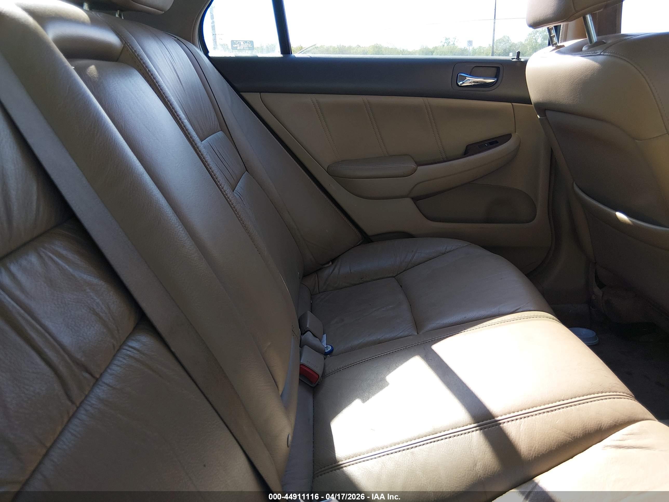 HONDA ACCORD image 8