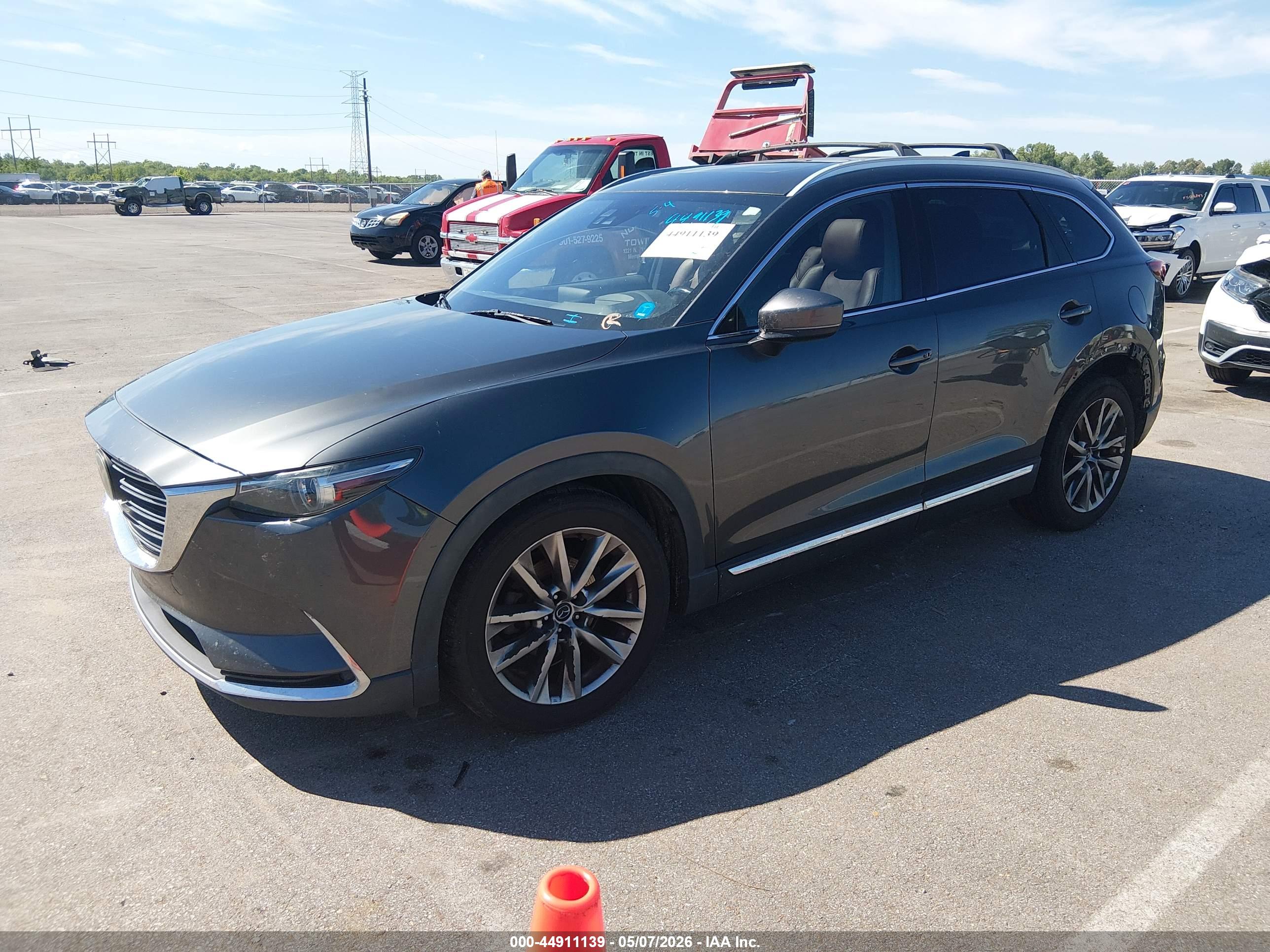 MAZDA CX-9 image 2