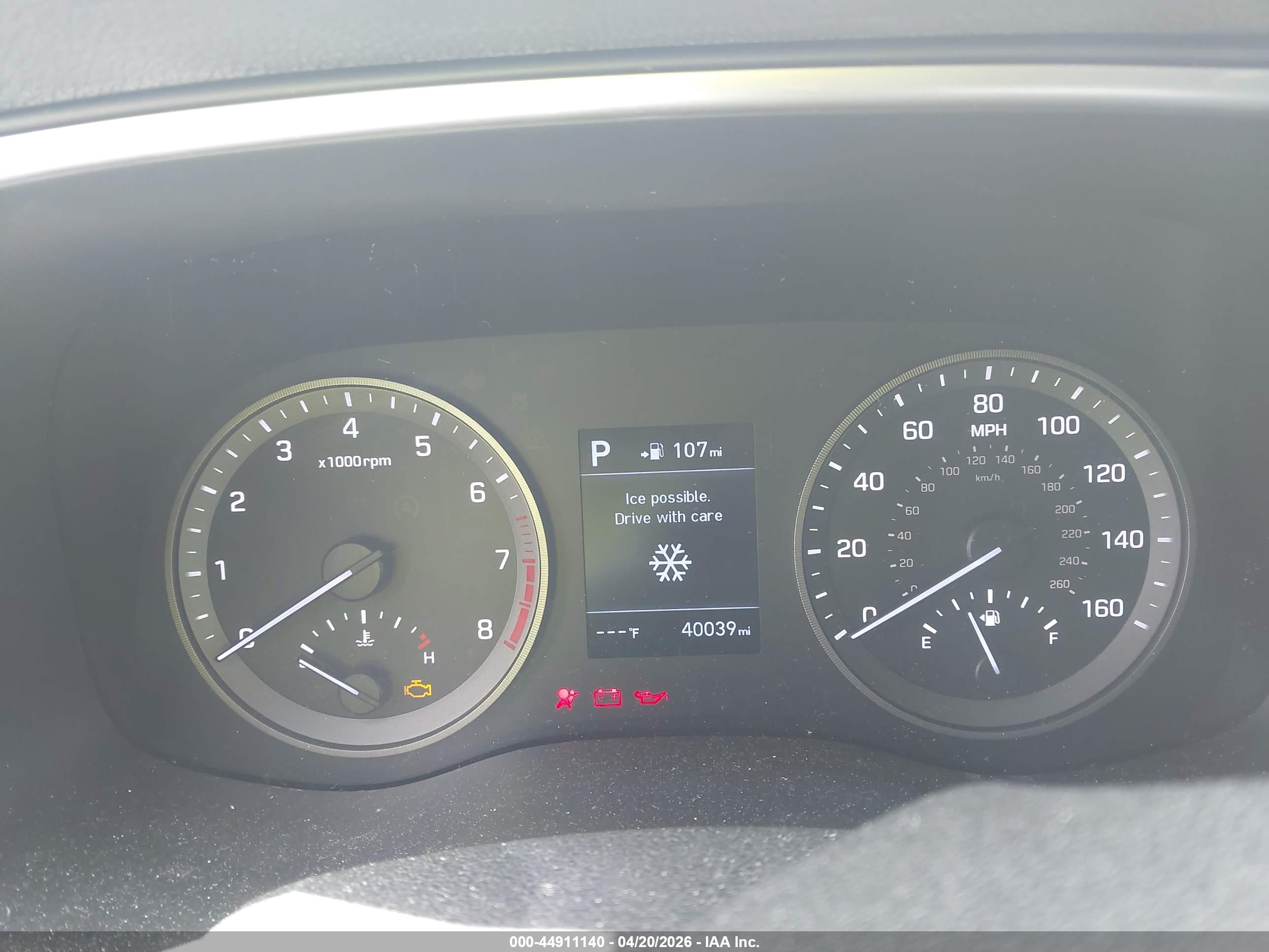 HYUNDAI TUCSON image 7