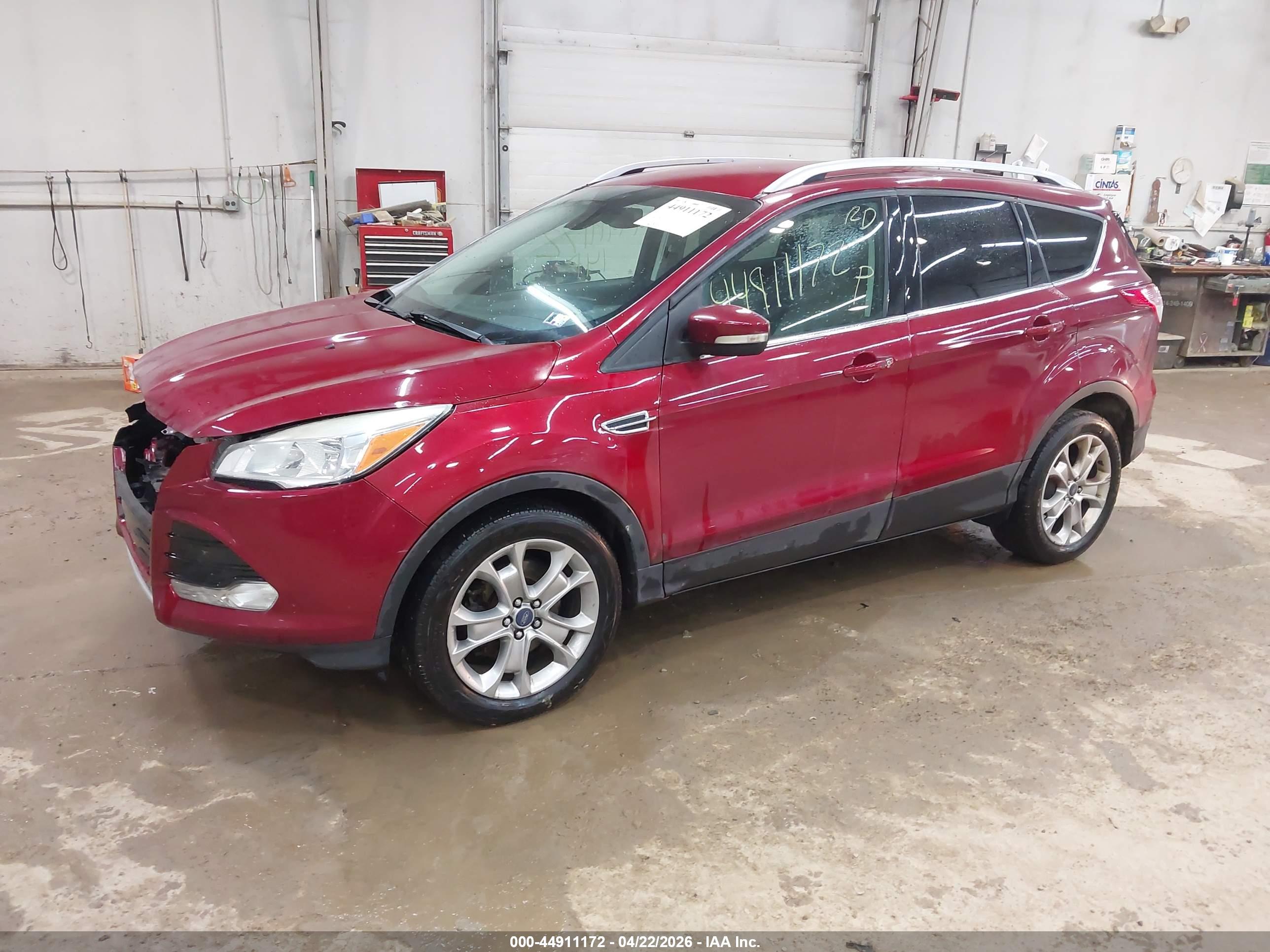 FORD ESCAPE image 2