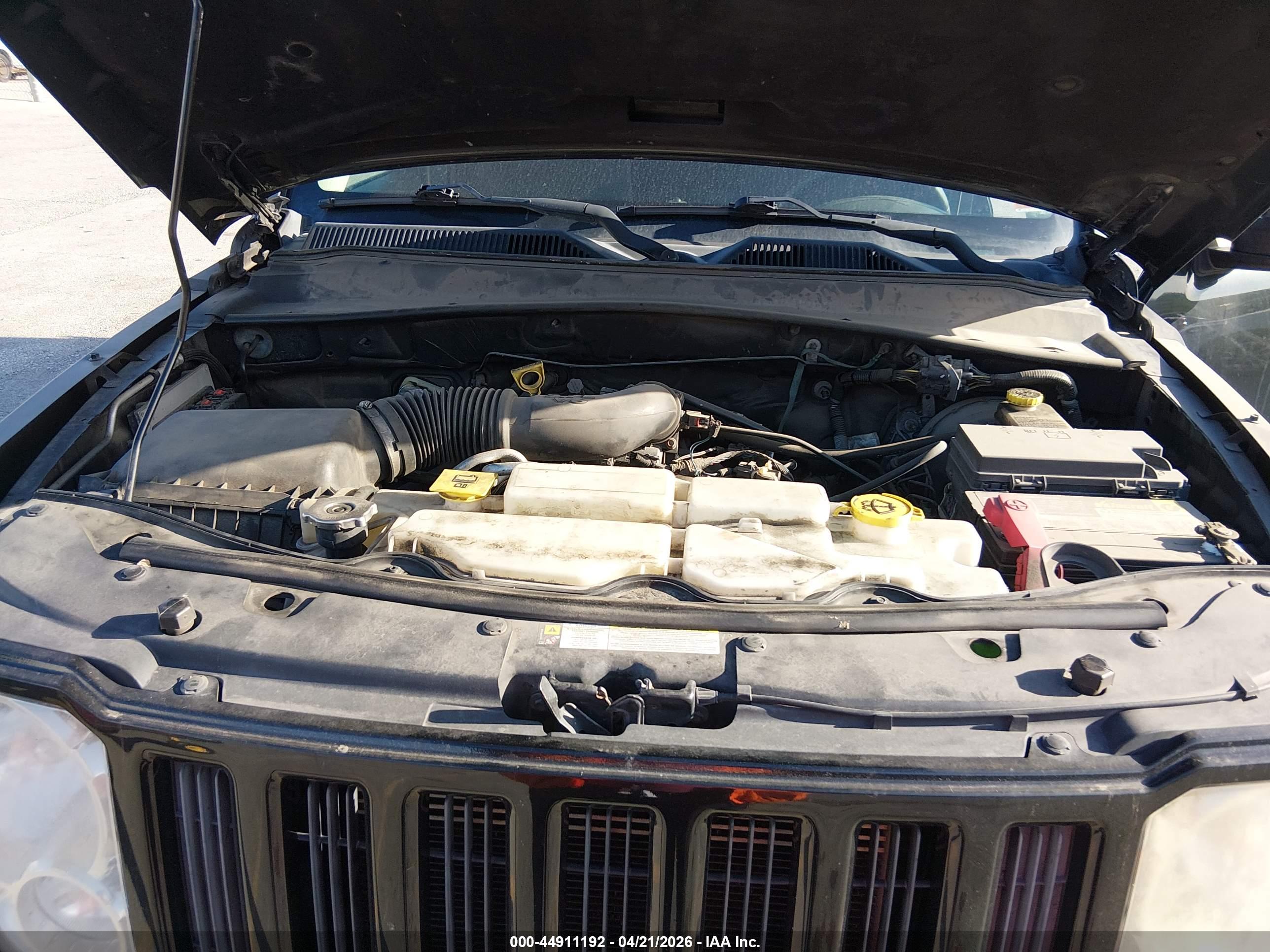 JEEP LIBERTY image 10