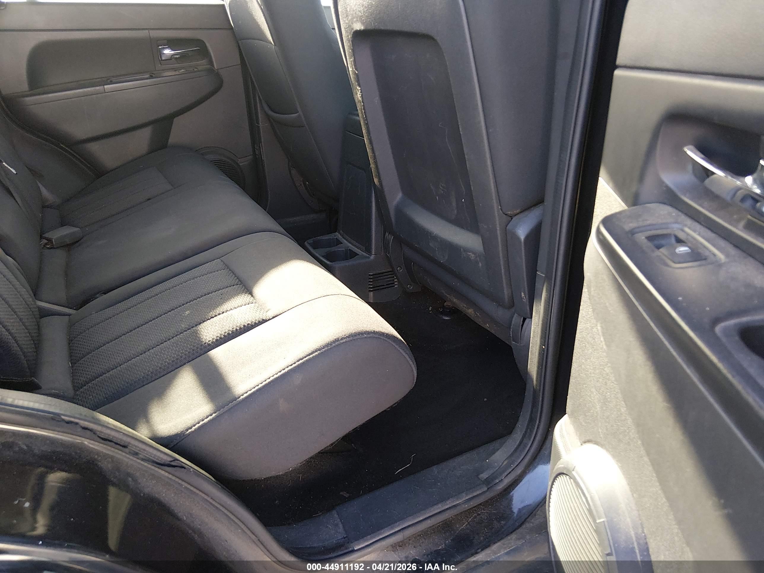 JEEP LIBERTY image 8