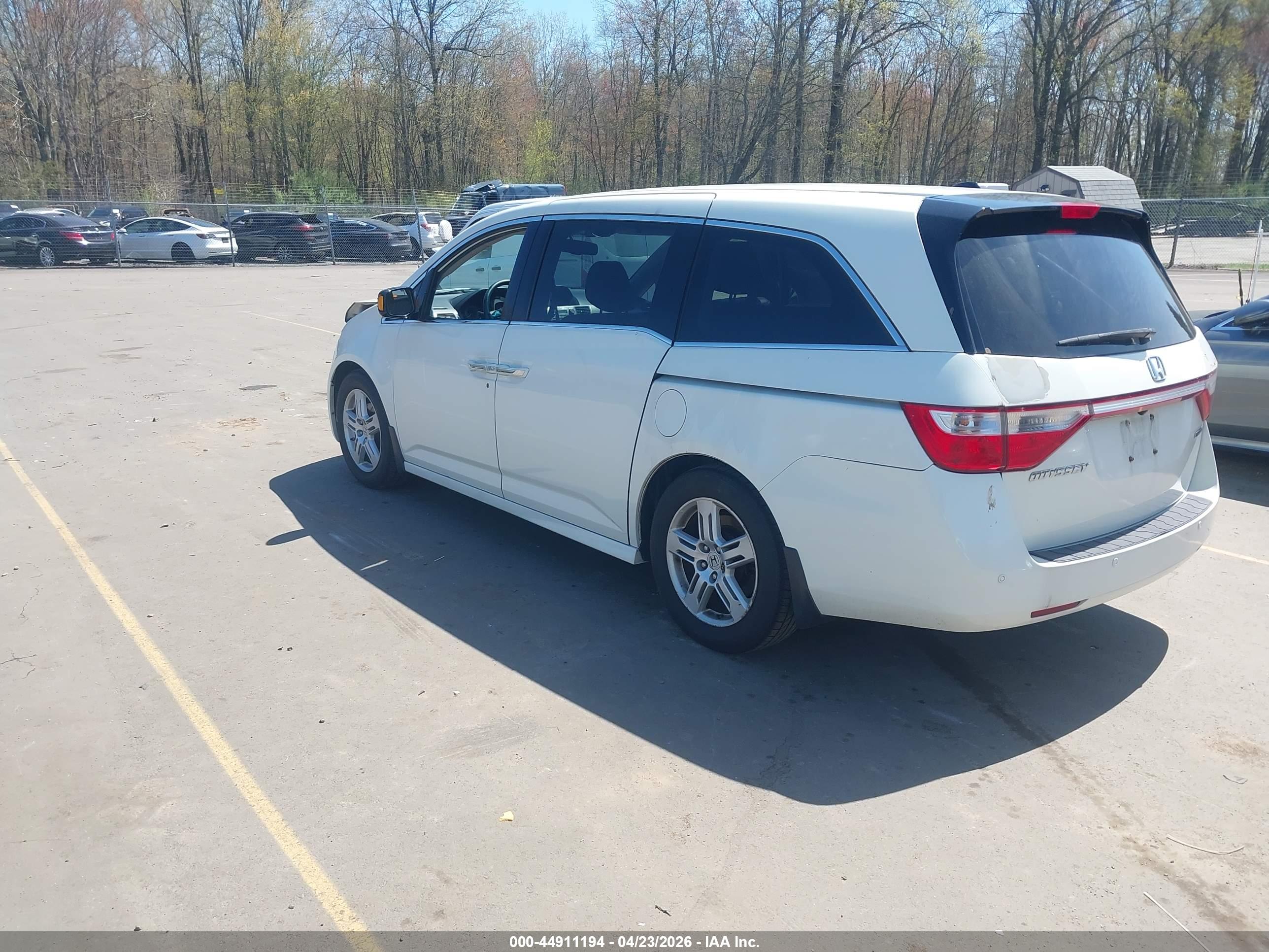 HONDA ODYSSEY image 3
