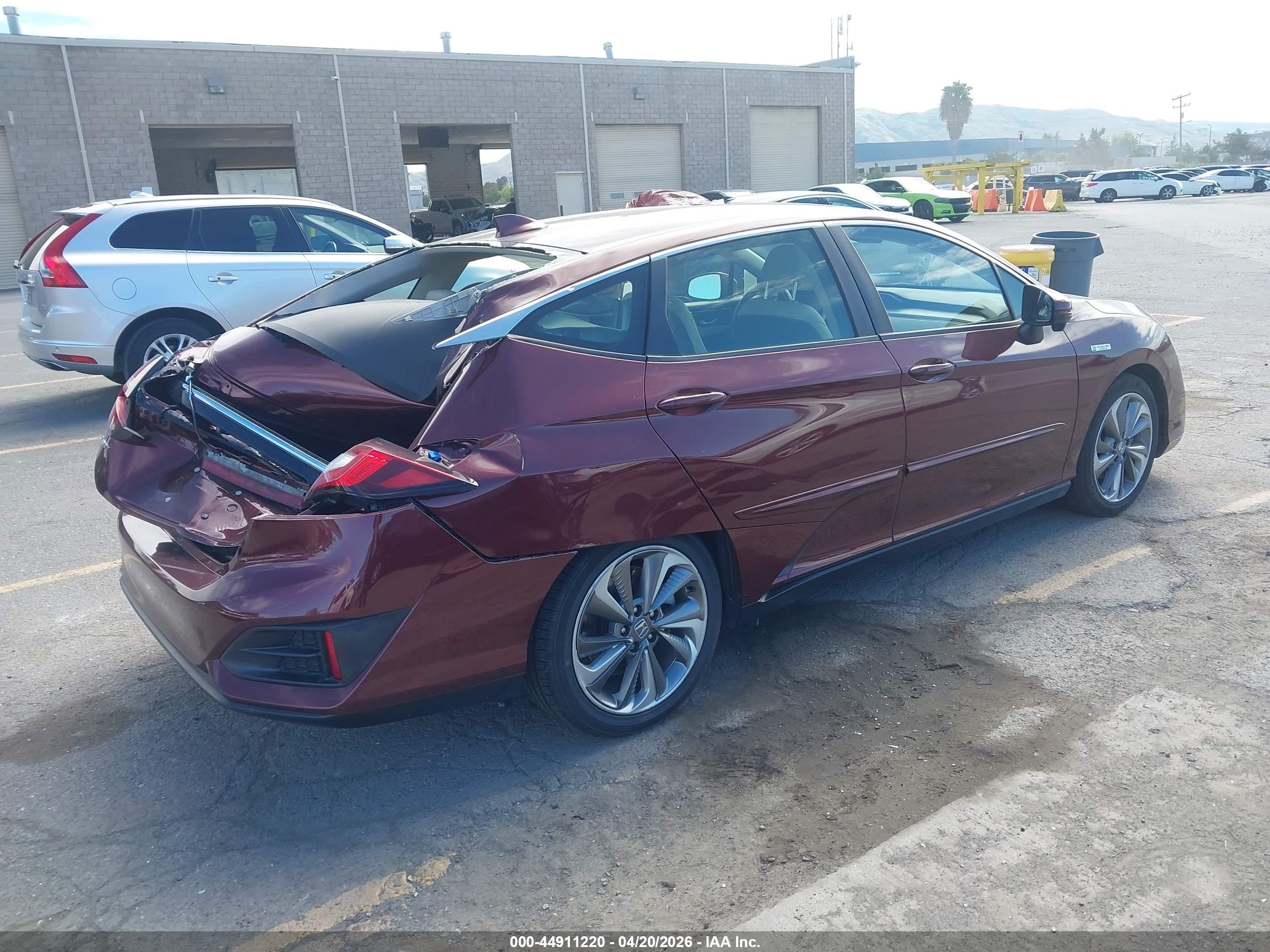 HONDA CLARITY image 4