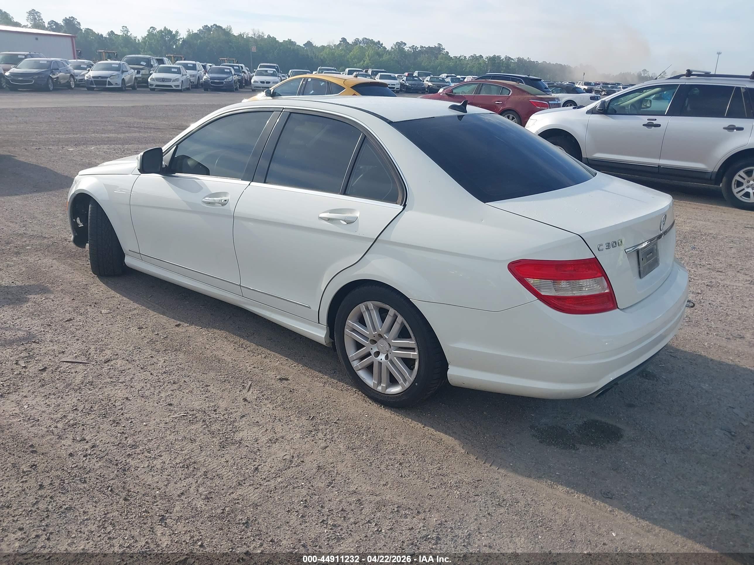MERCEDES-BENZ C image 3