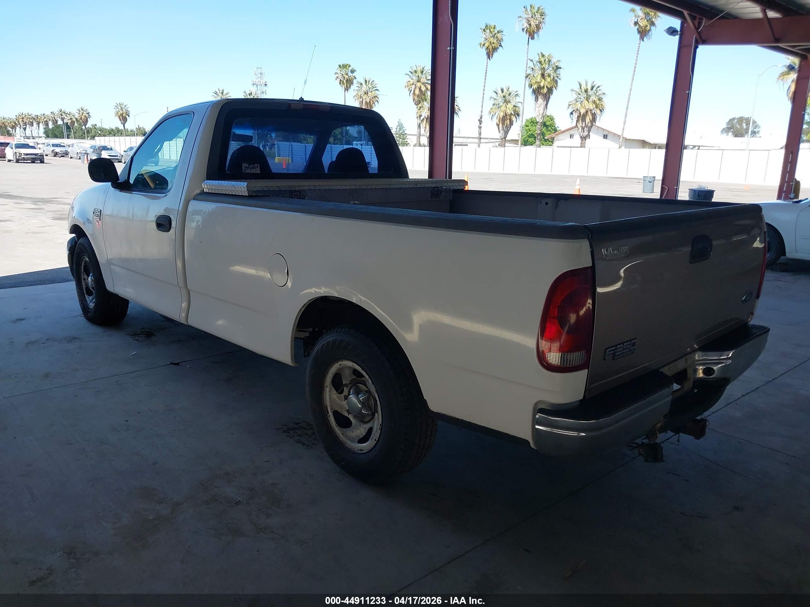 FORD F-150 image 3