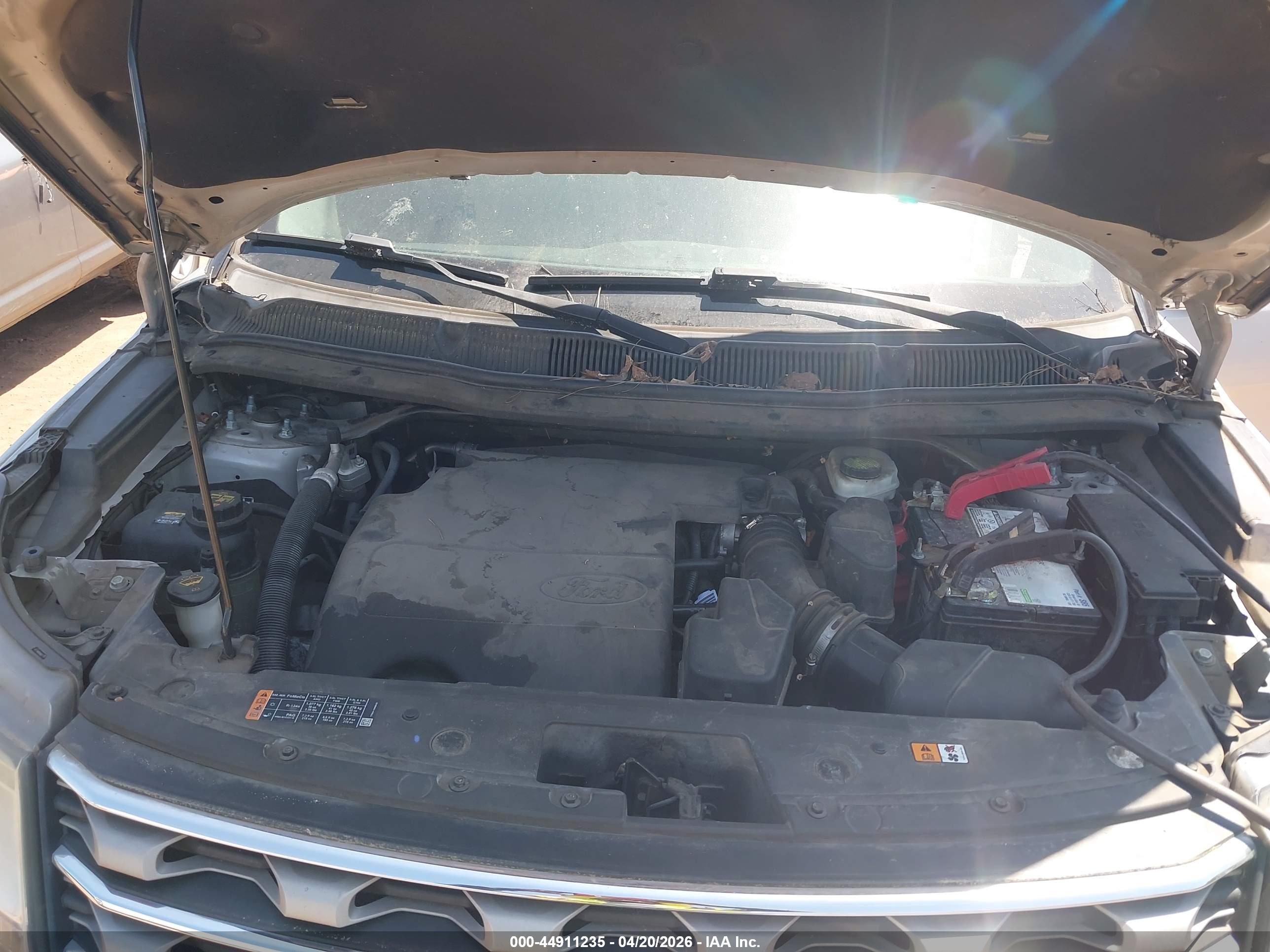 FORD EXPLORER image 10