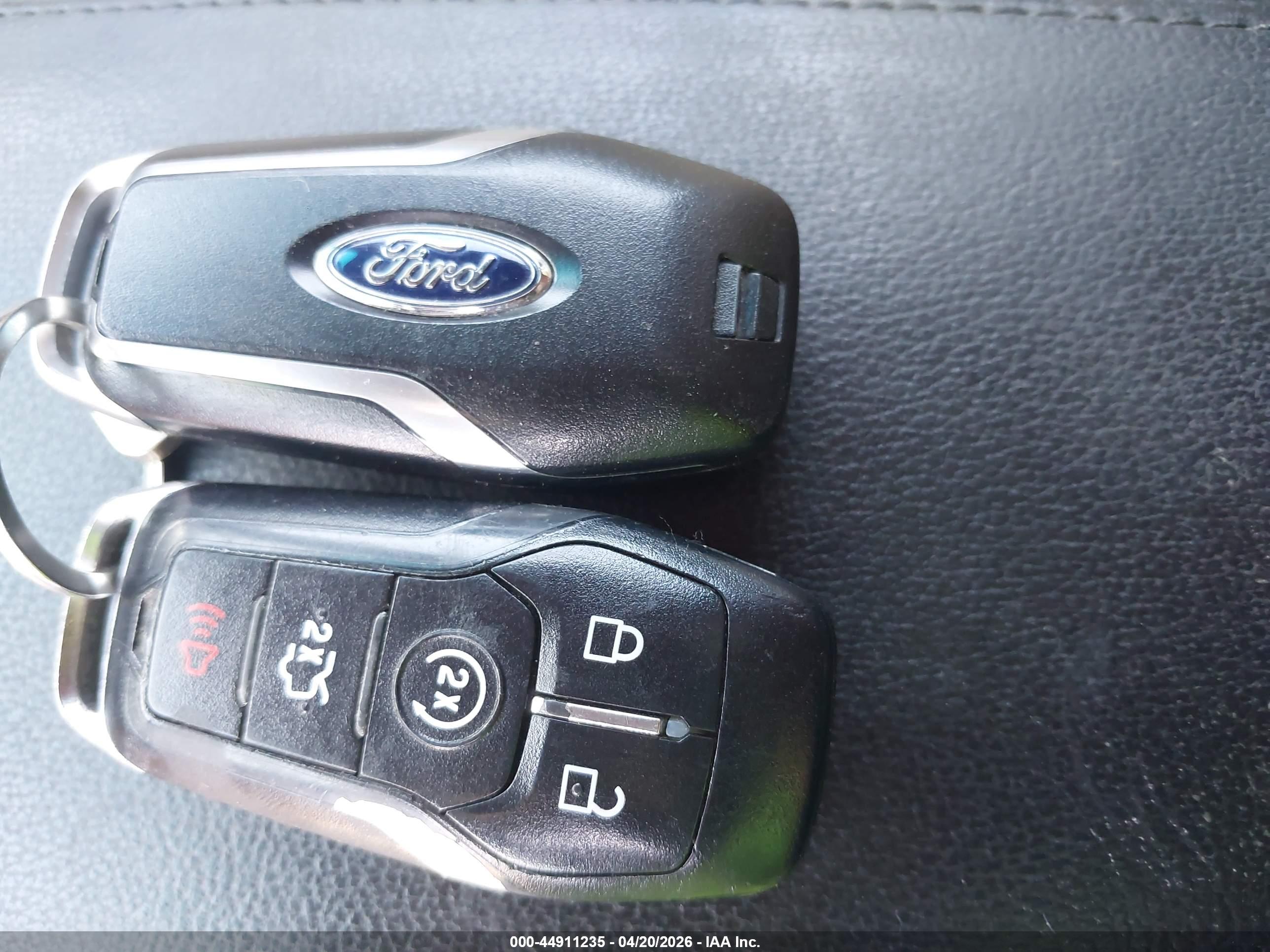 FORD EXPLORER image 11