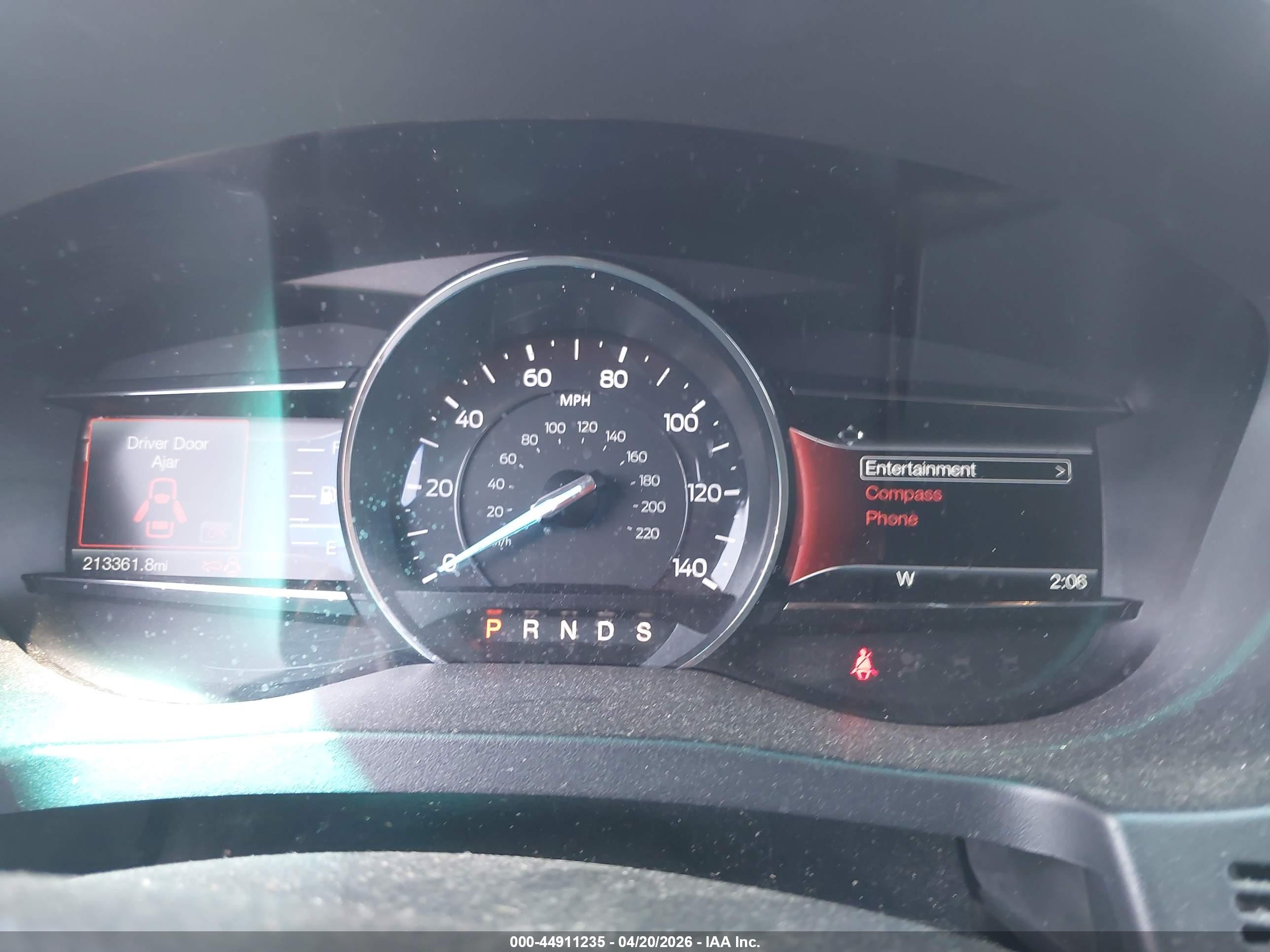 FORD EXPLORER image 7