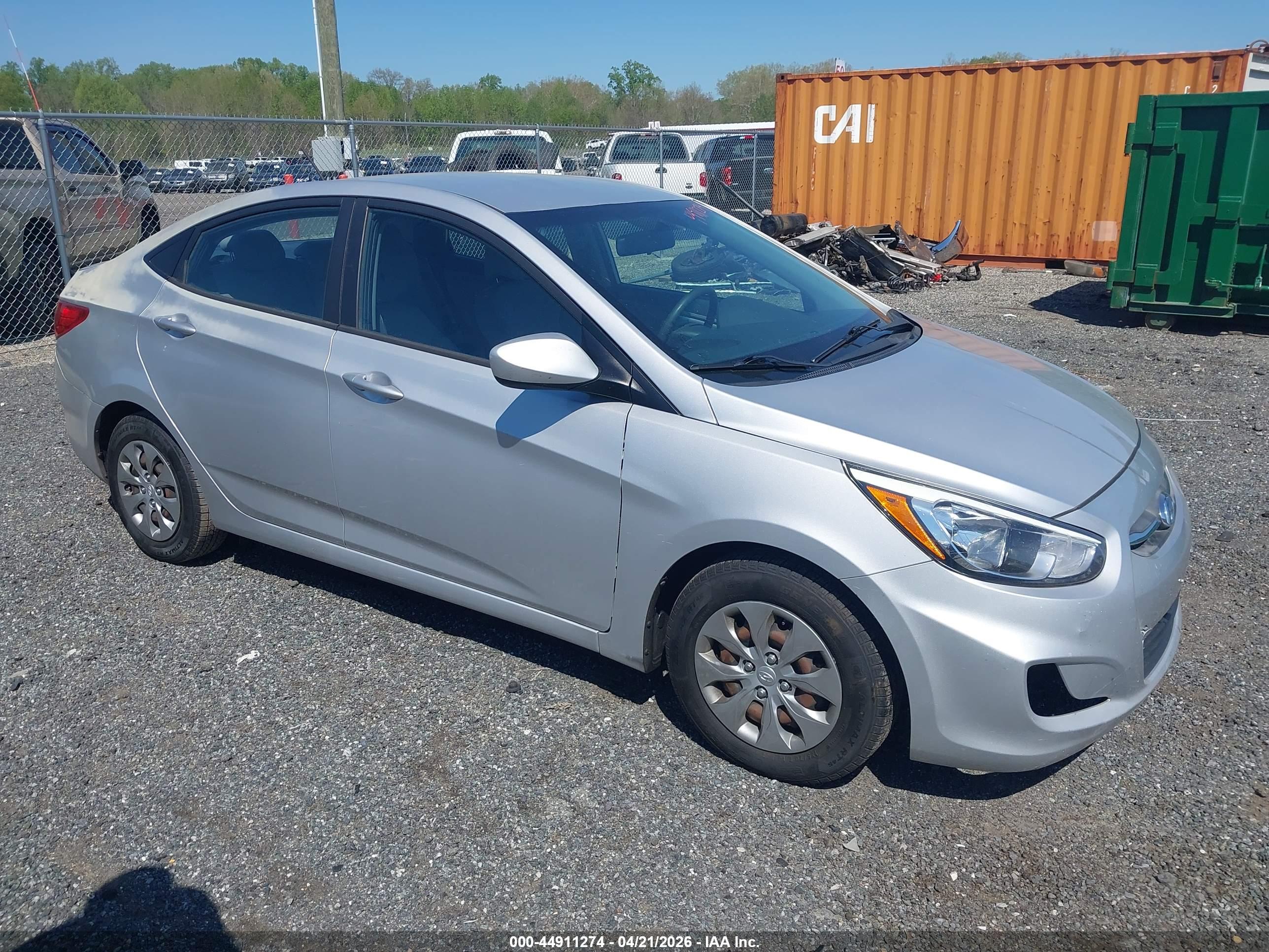HYUNDAI ACCENT image 3