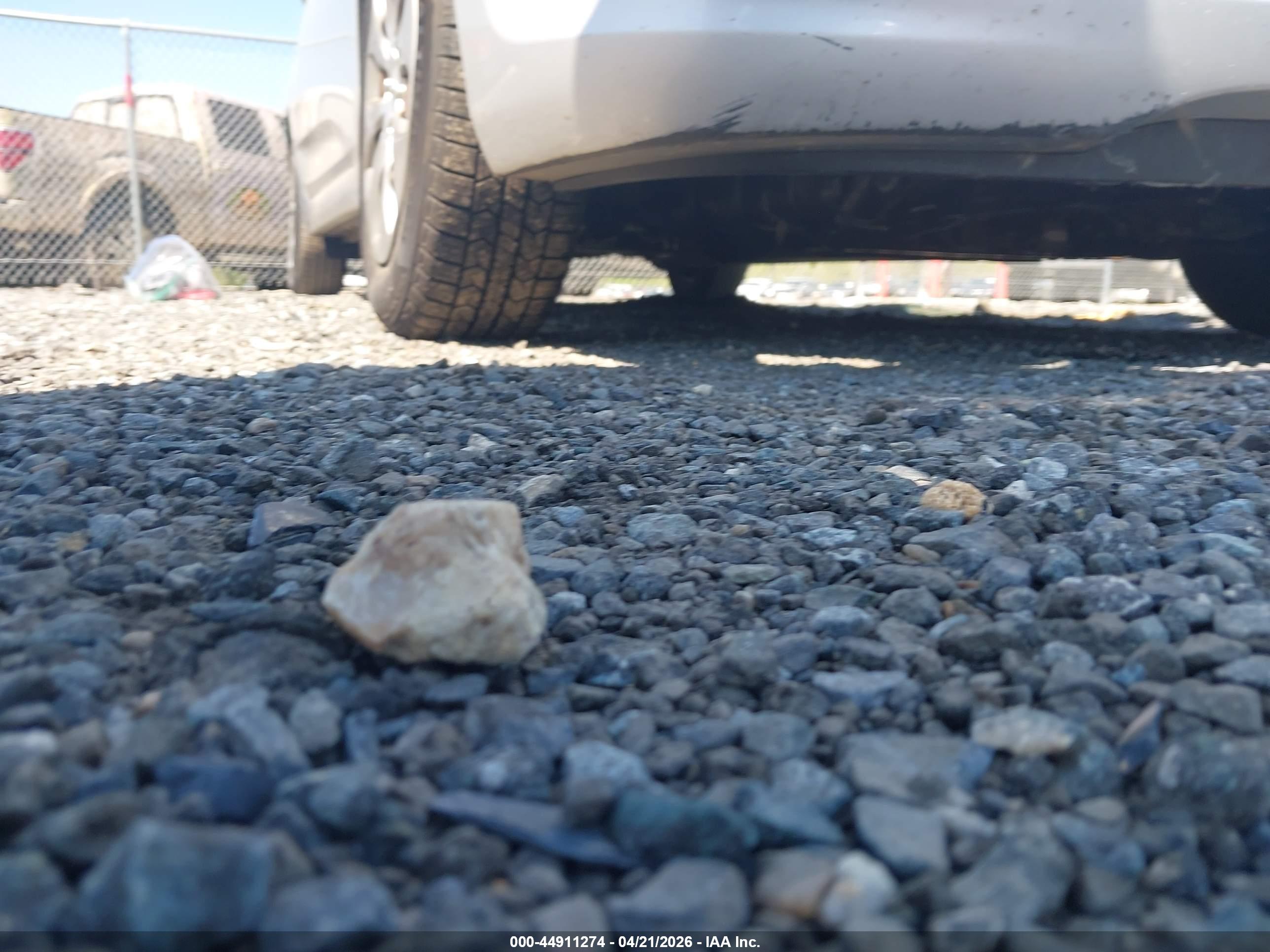 HYUNDAI ACCENT image 6