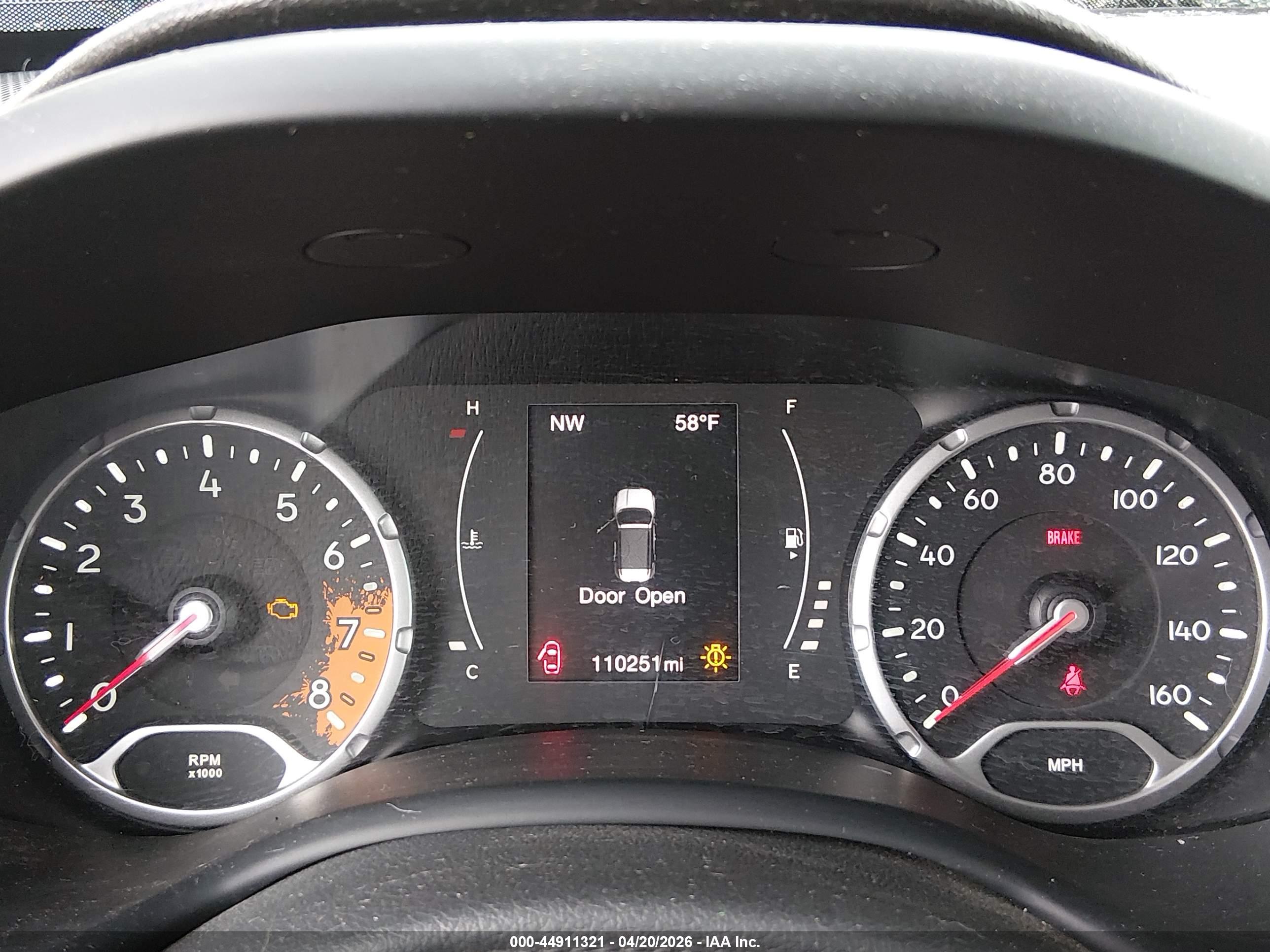JEEP RENEGADE image 7