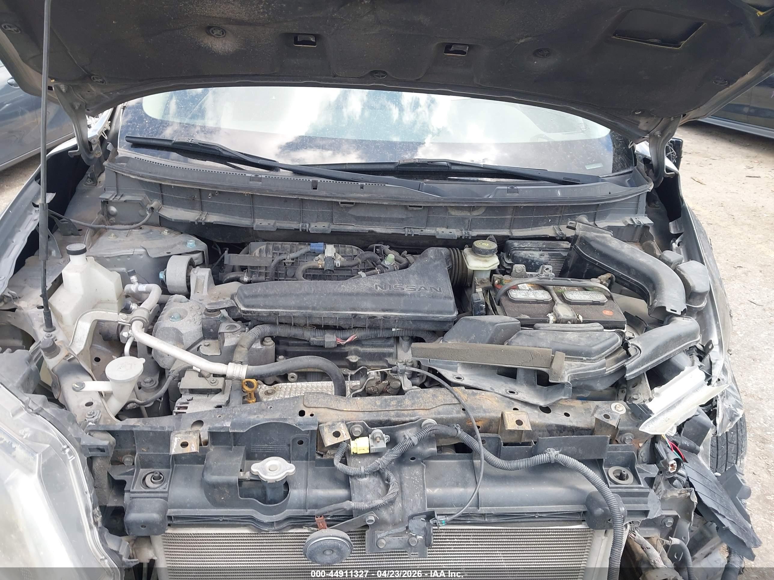 NISSAN ROGUE image 10