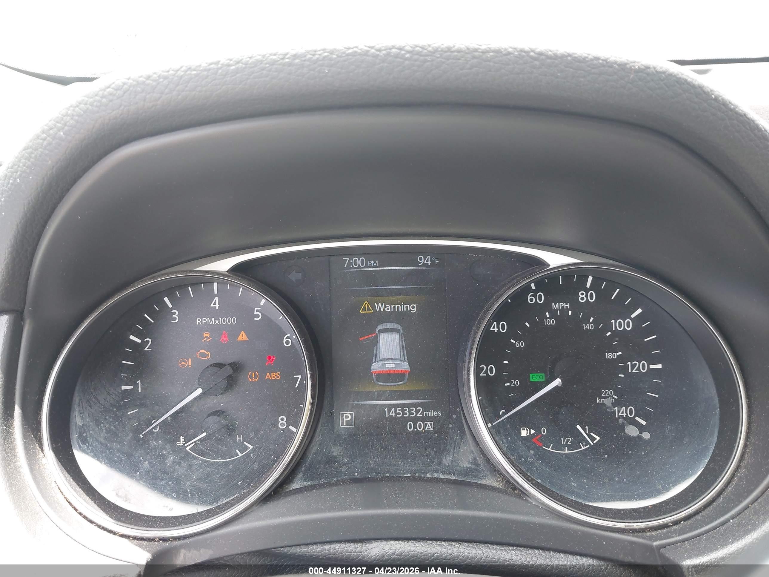 NISSAN ROGUE image 7