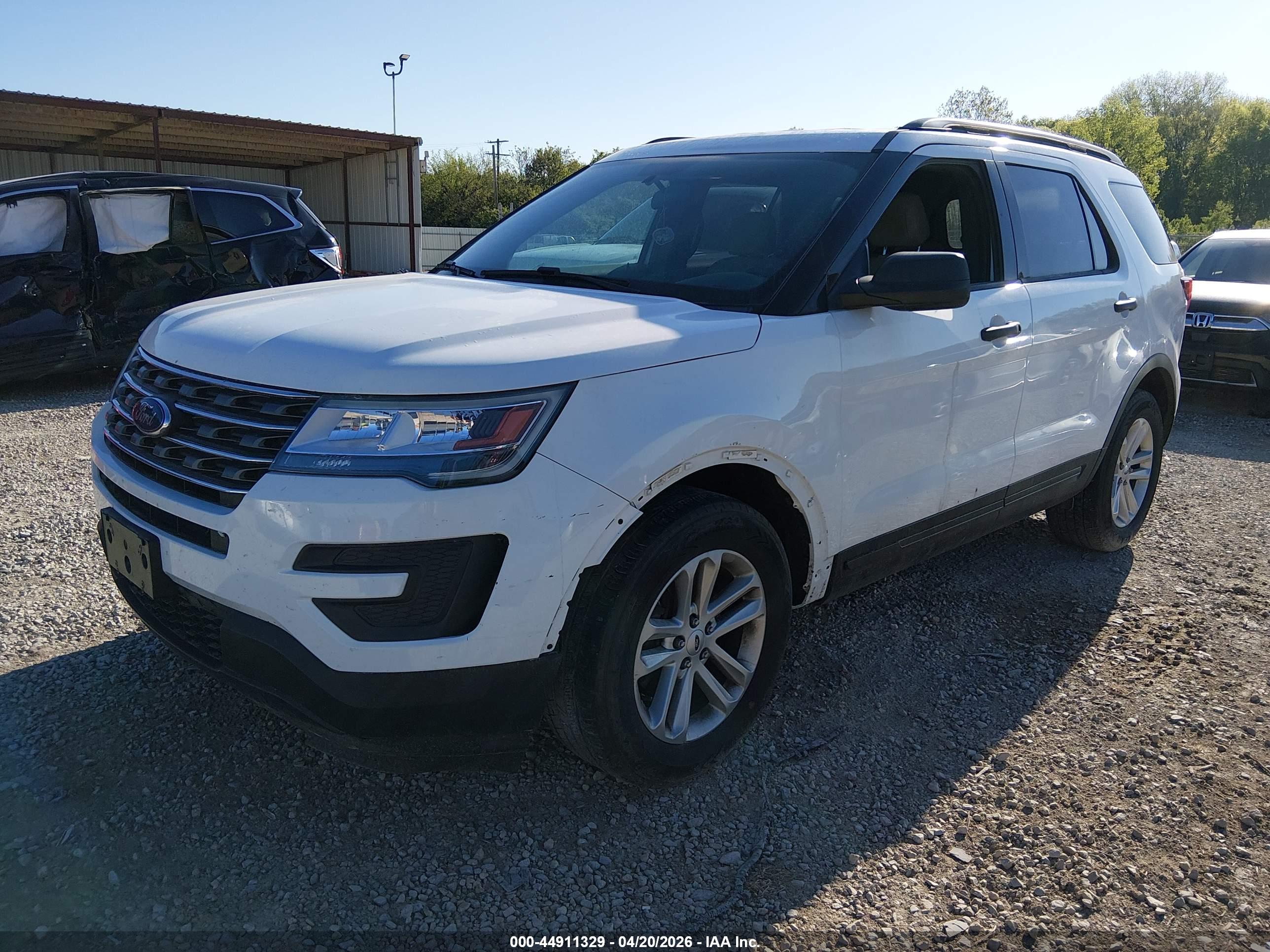 FORD EXPLORER image 2