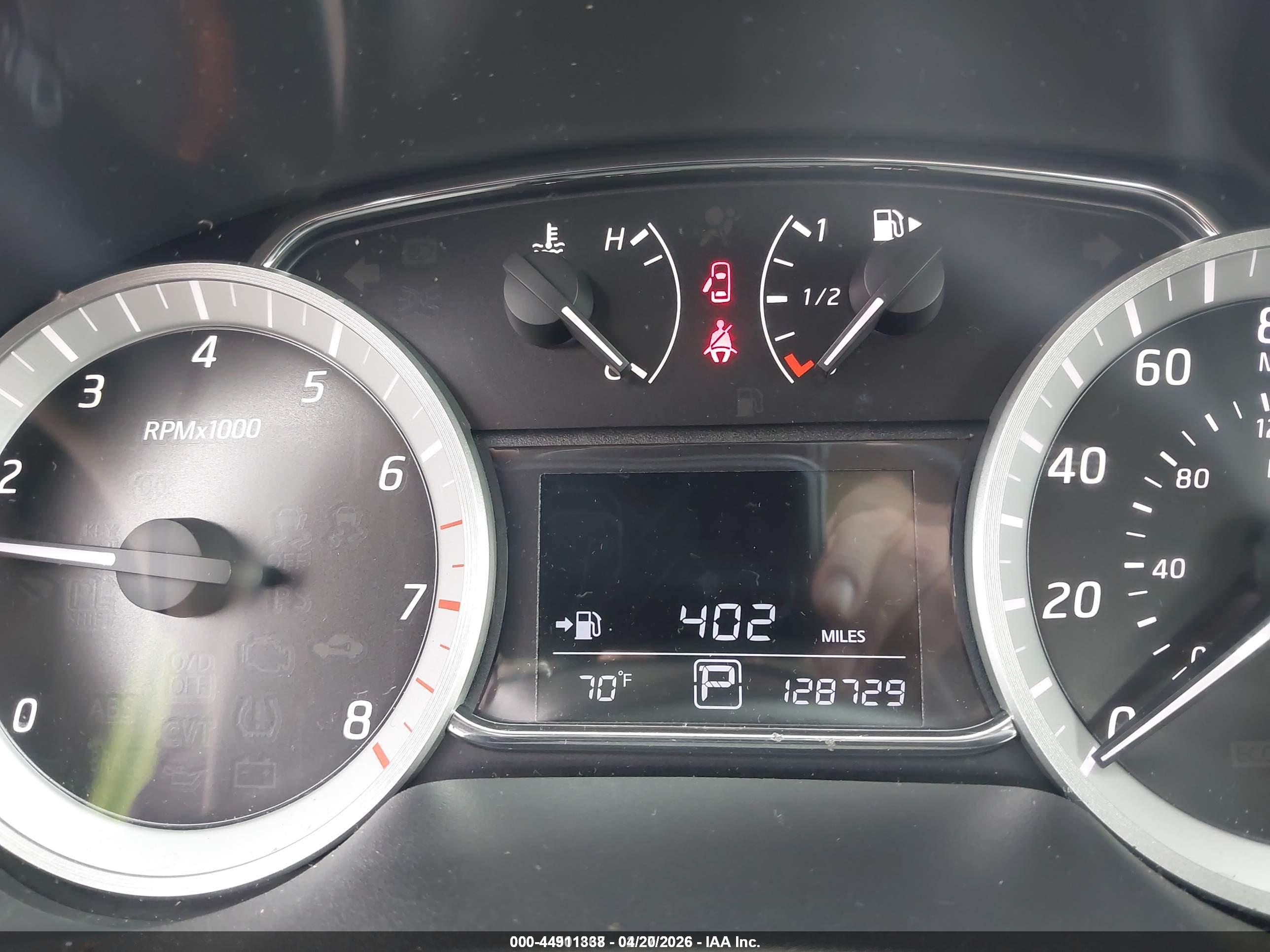 NISSAN SENTRA image 7