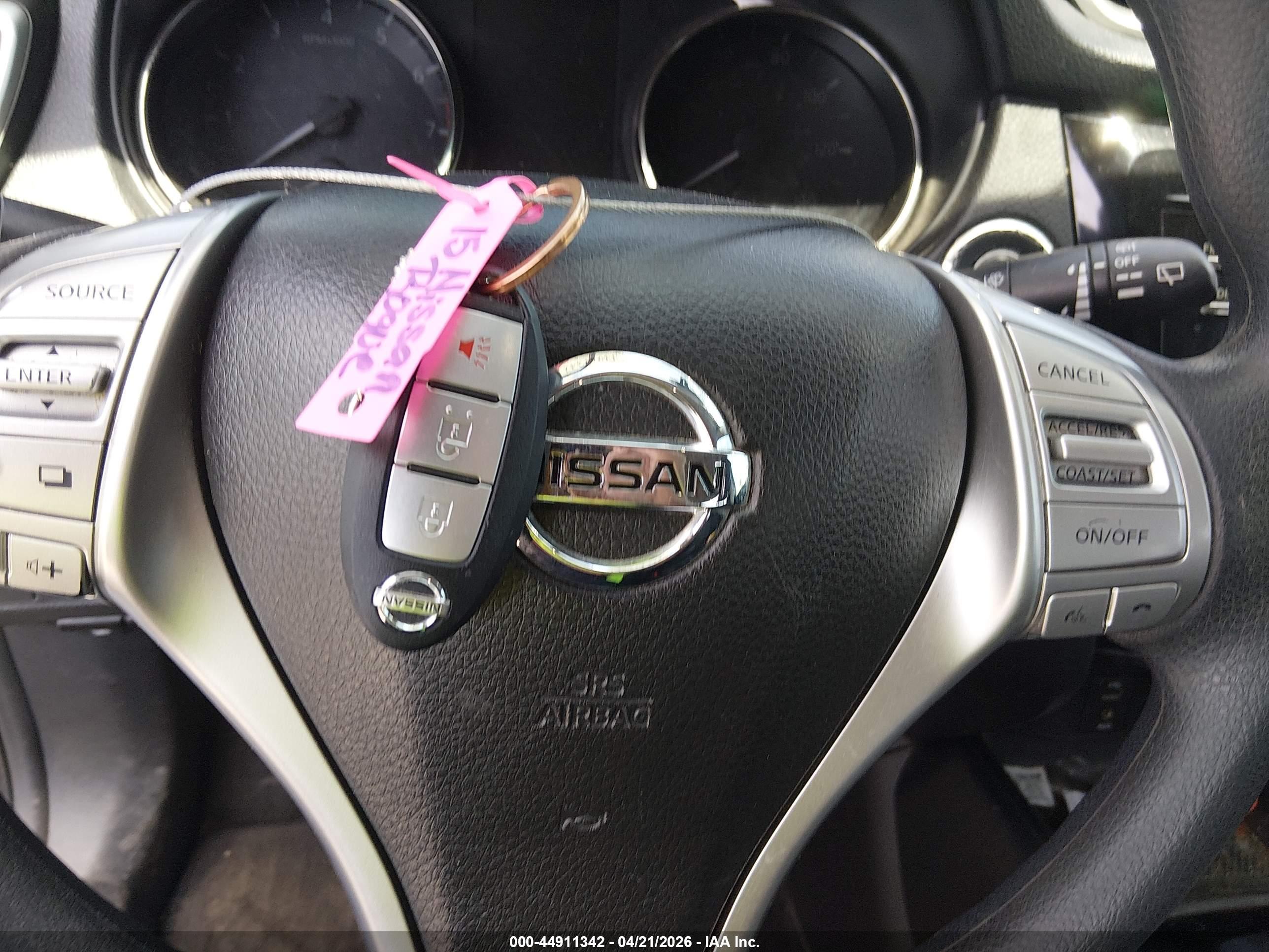 NISSAN ROGUE image 11