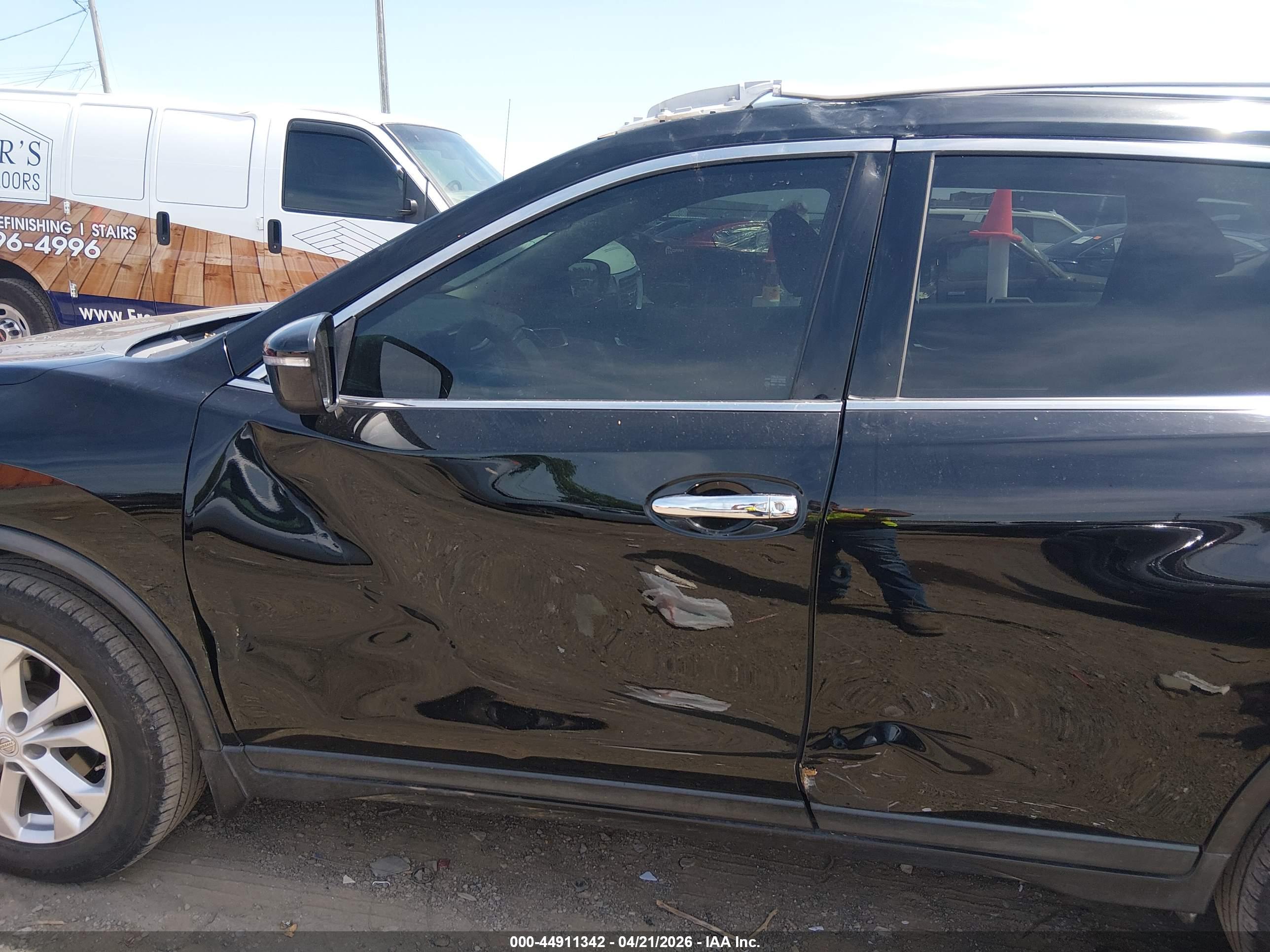 NISSAN ROGUE image 6