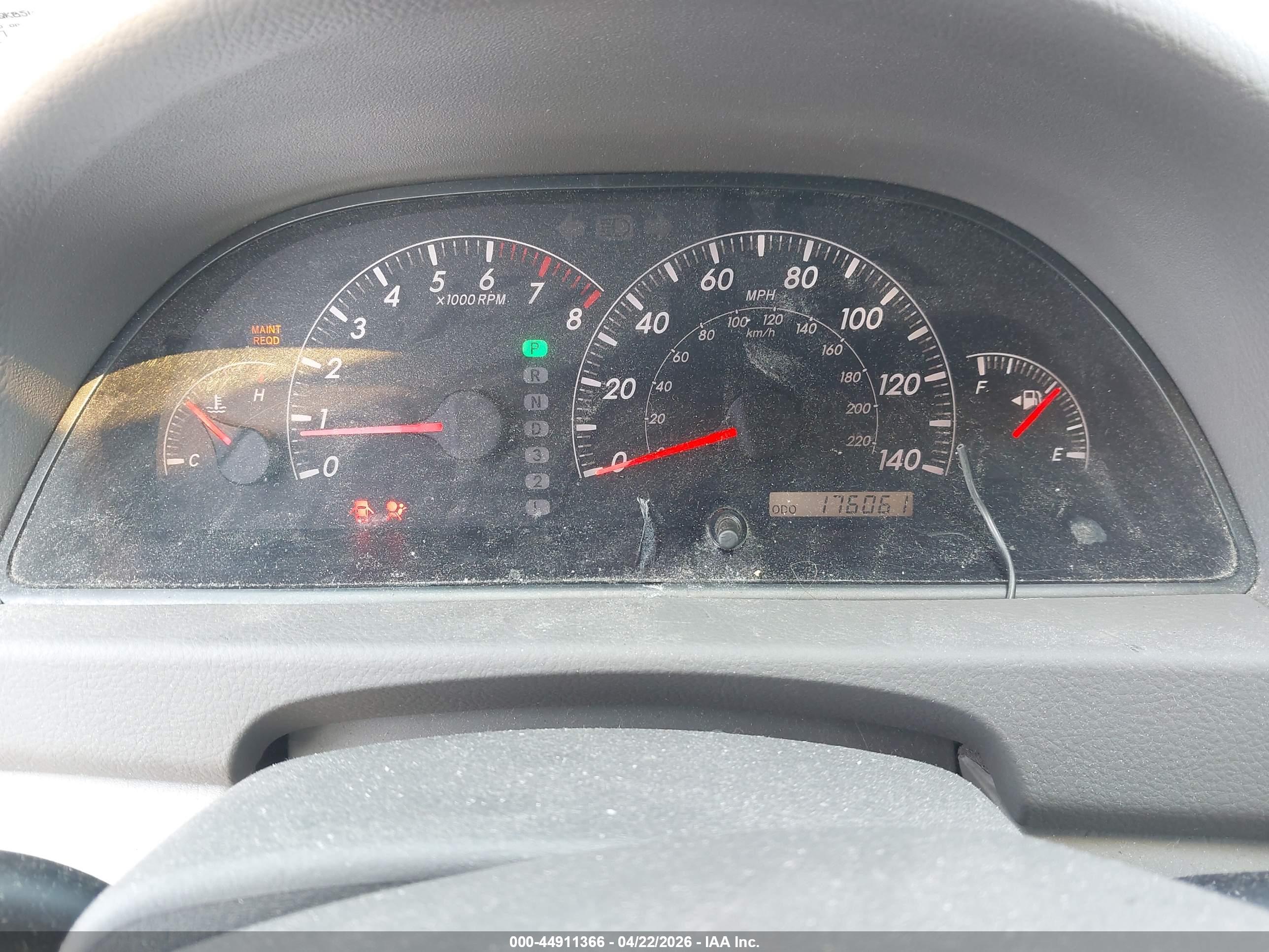 TOYOTA CAMRY image 7
