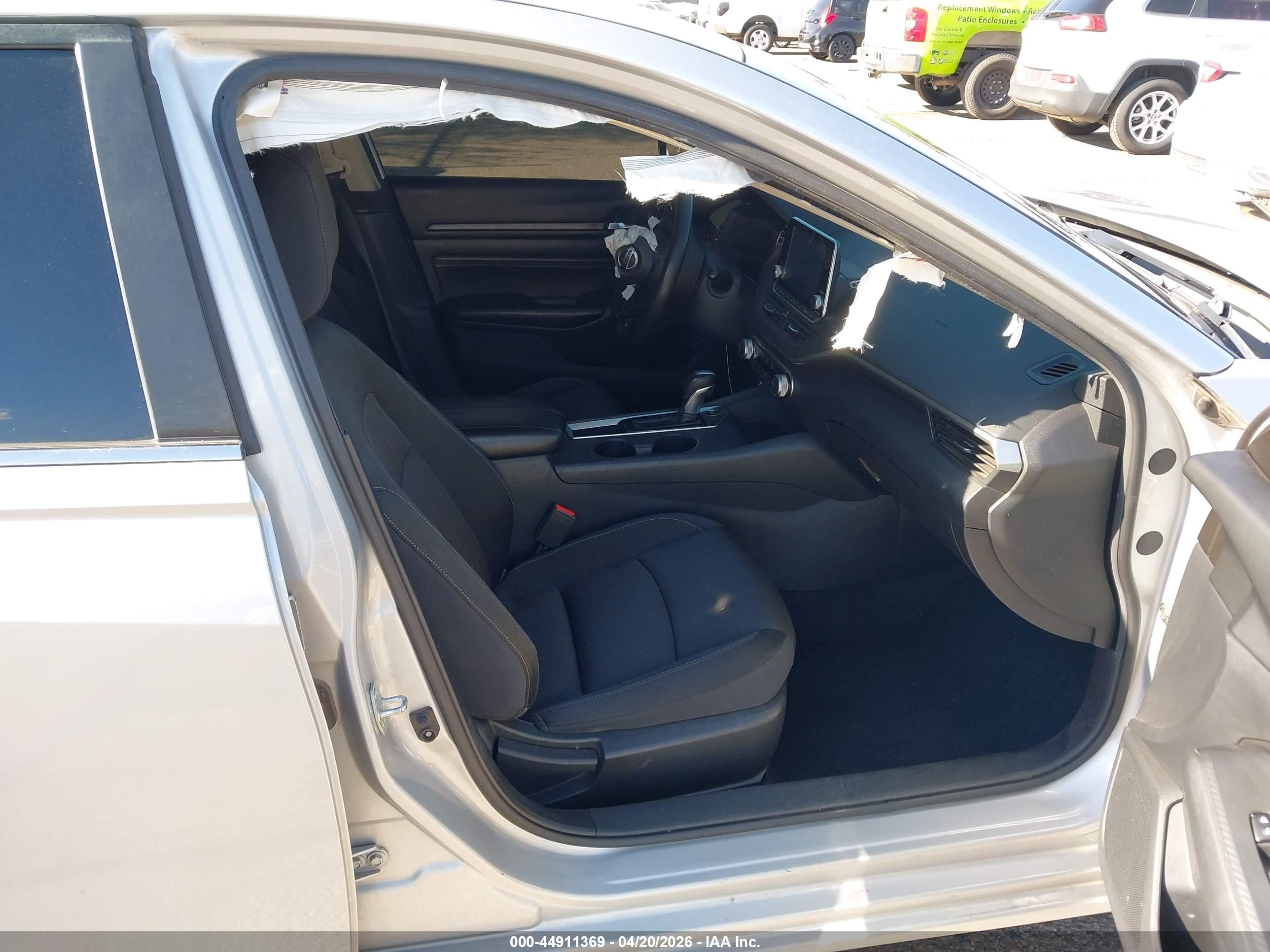 NISSAN ALTIMA image 5
