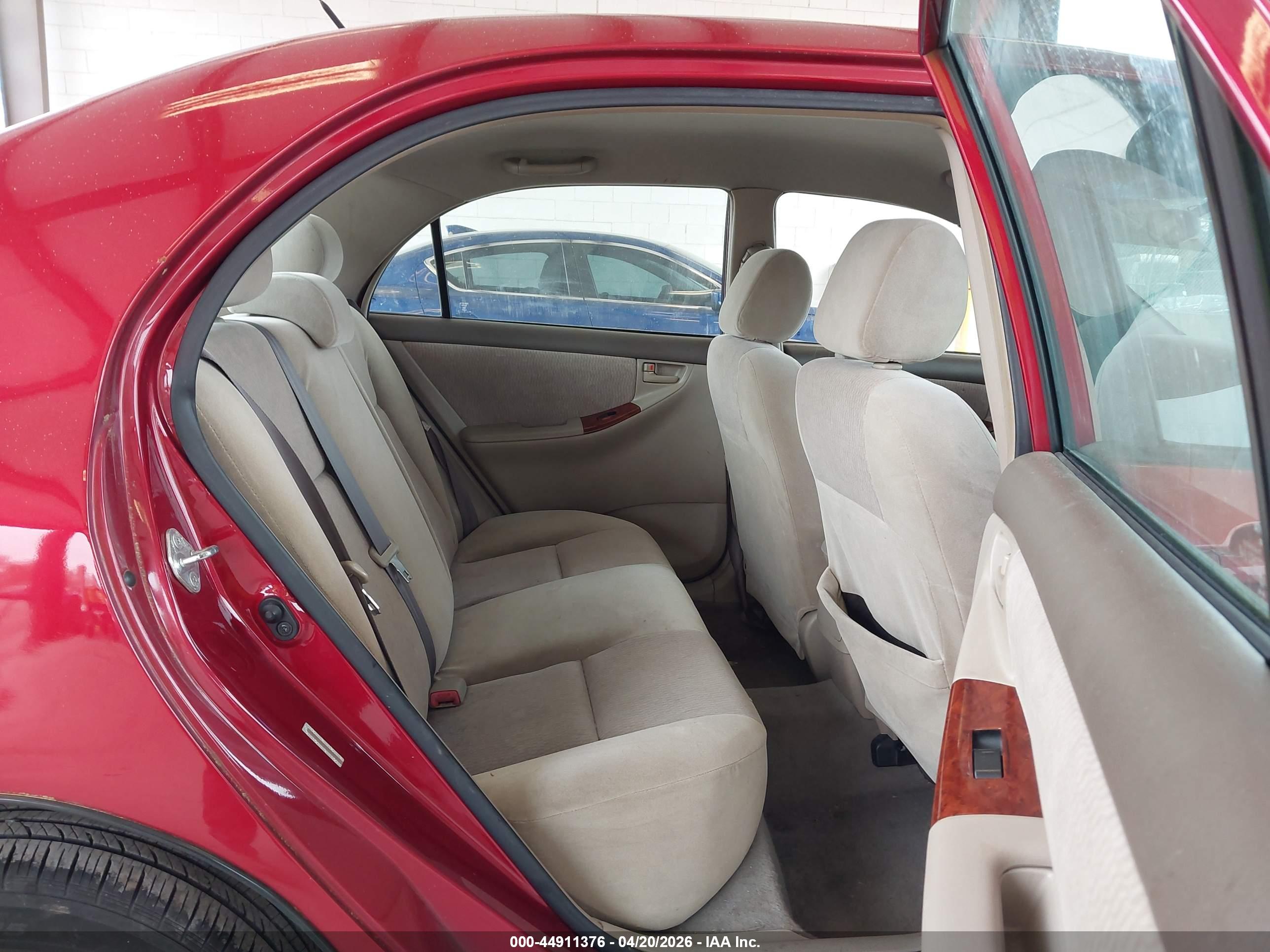 TOYOTA COROLLA image 8