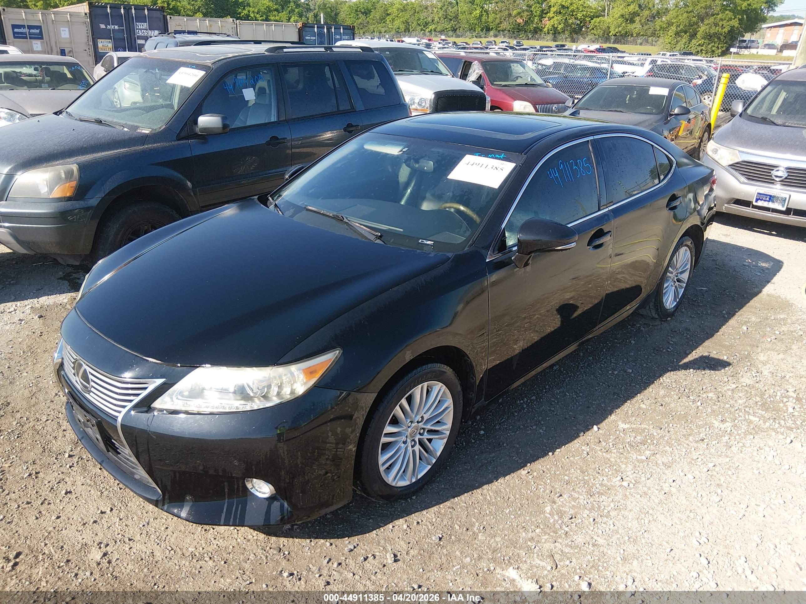 LEXUS ES image 6