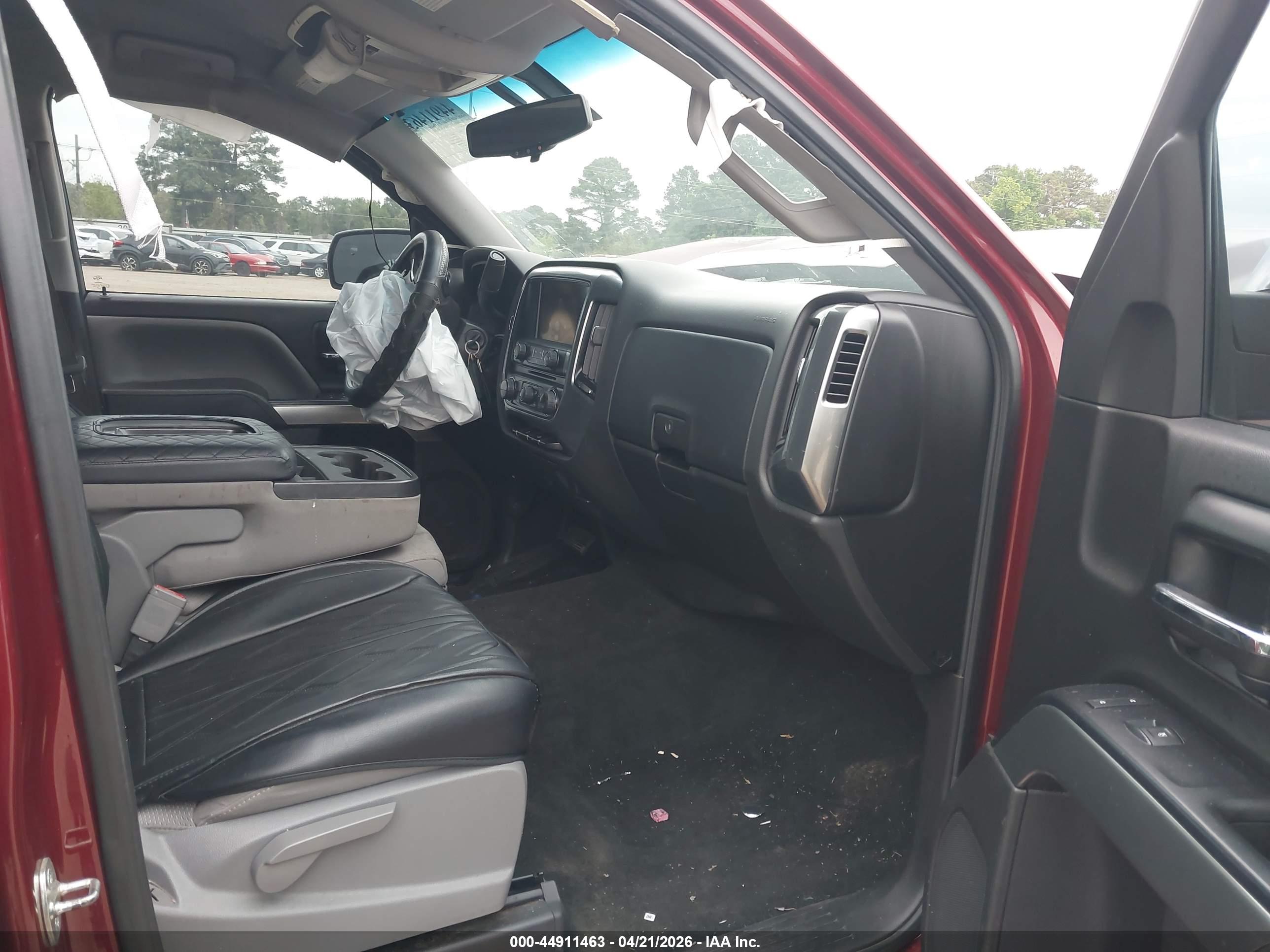 CHEVROLET SILVERADO image 5