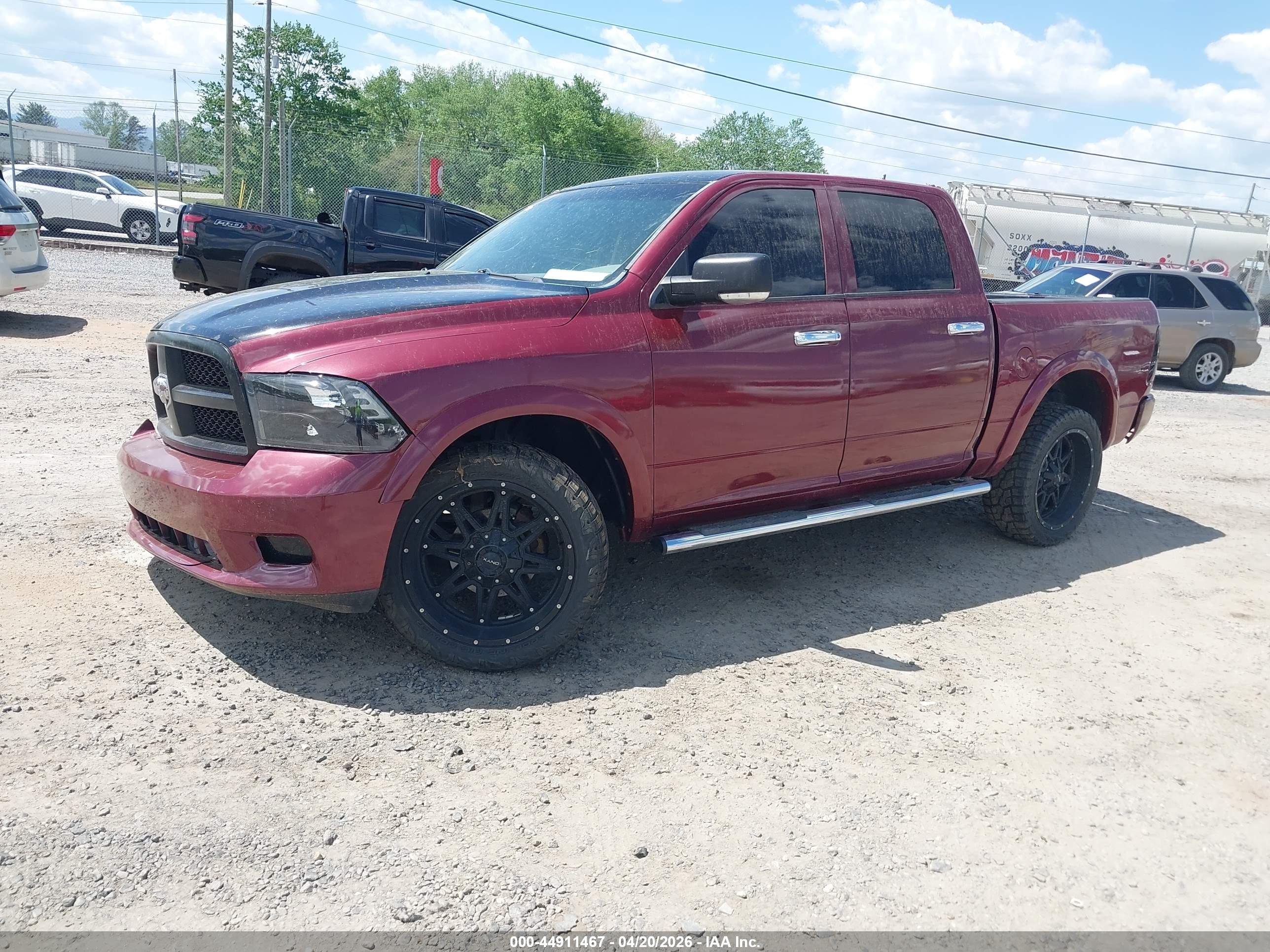DODGE RAM image 2