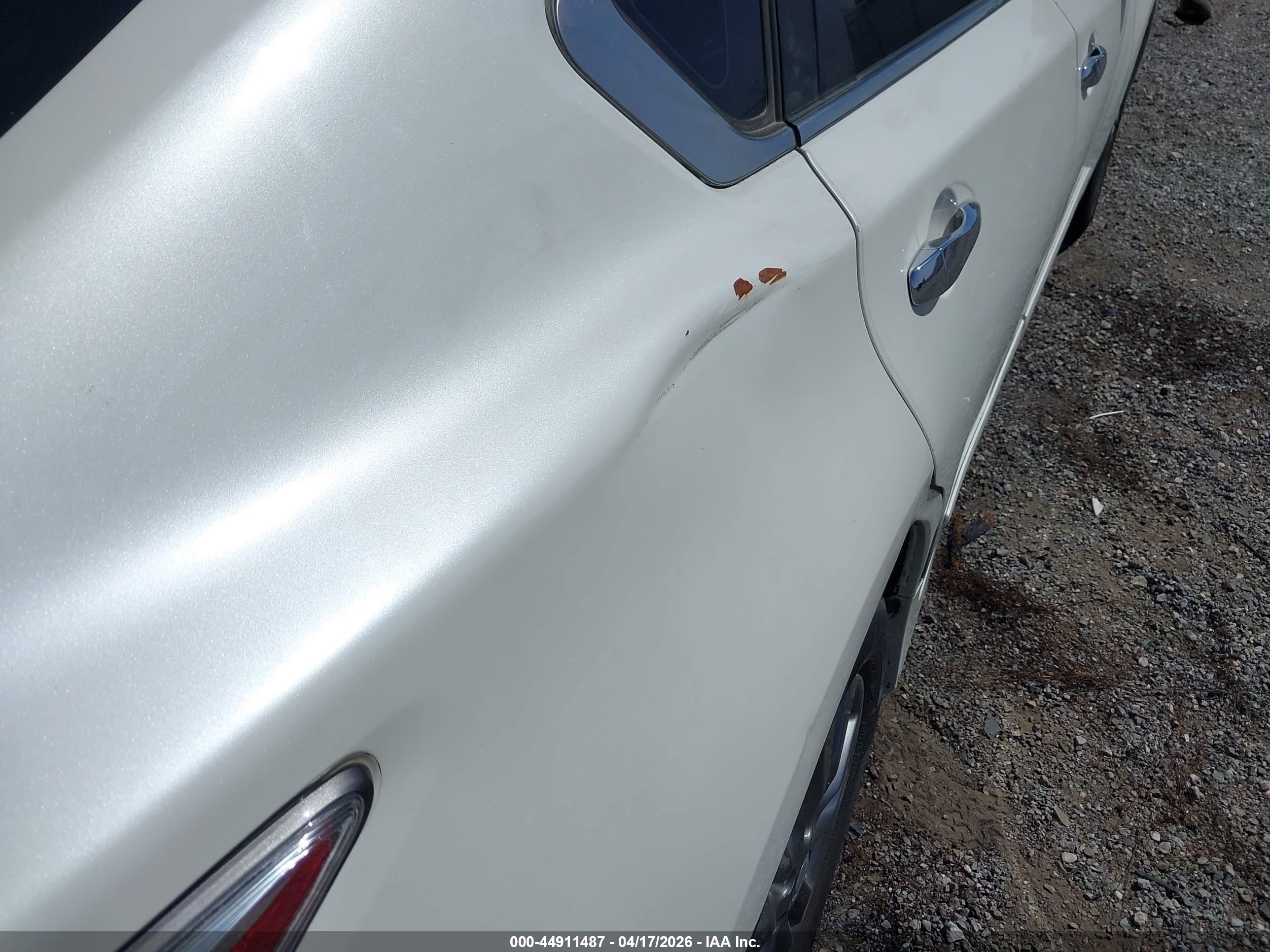NISSAN ALTIMA image 6