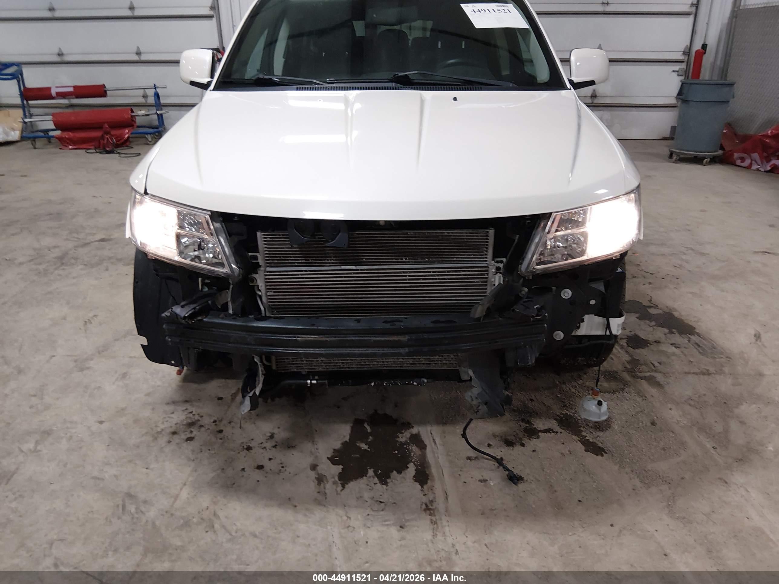 DODGE JOURNEY image 6