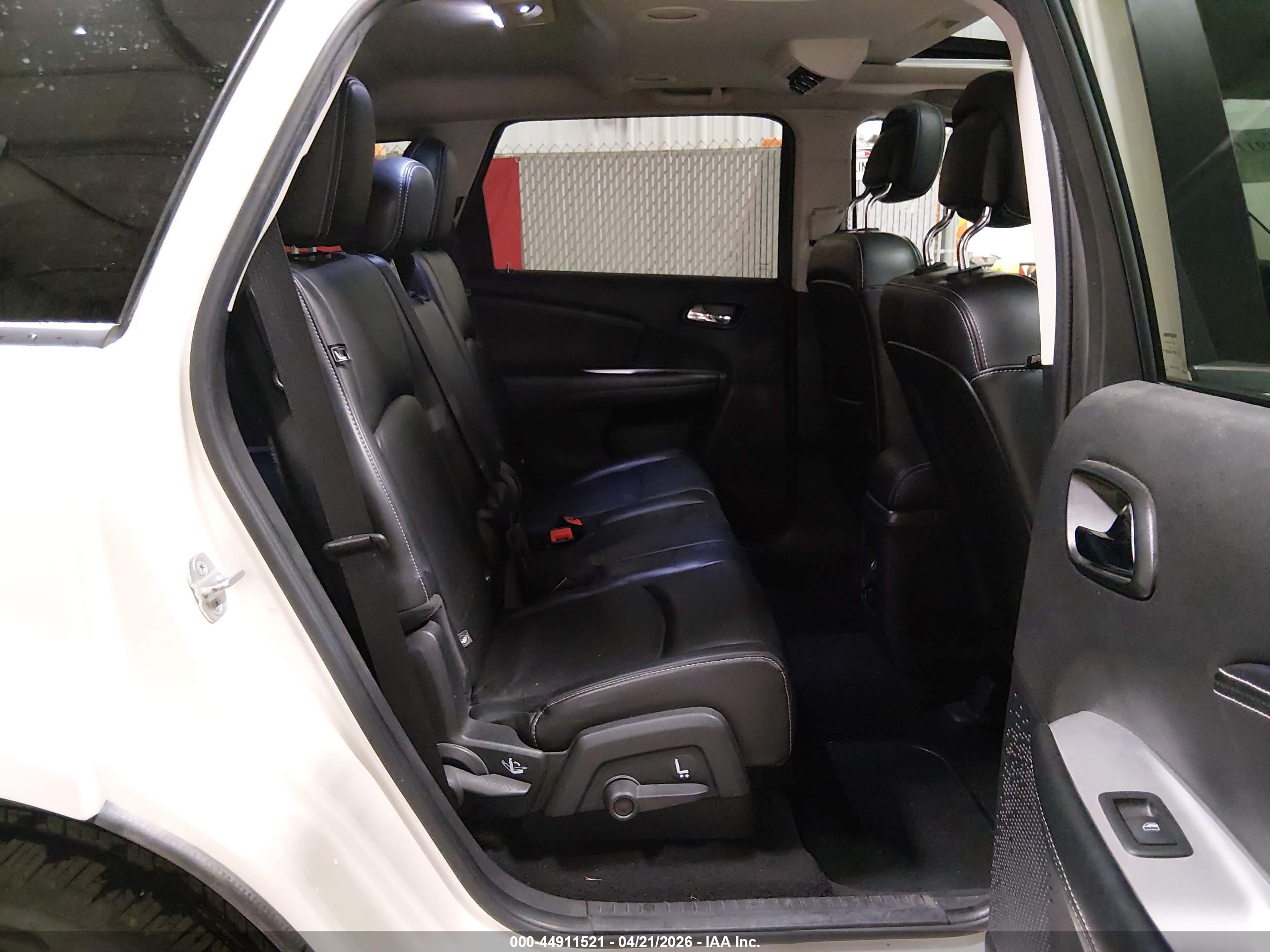DODGE JOURNEY image 8