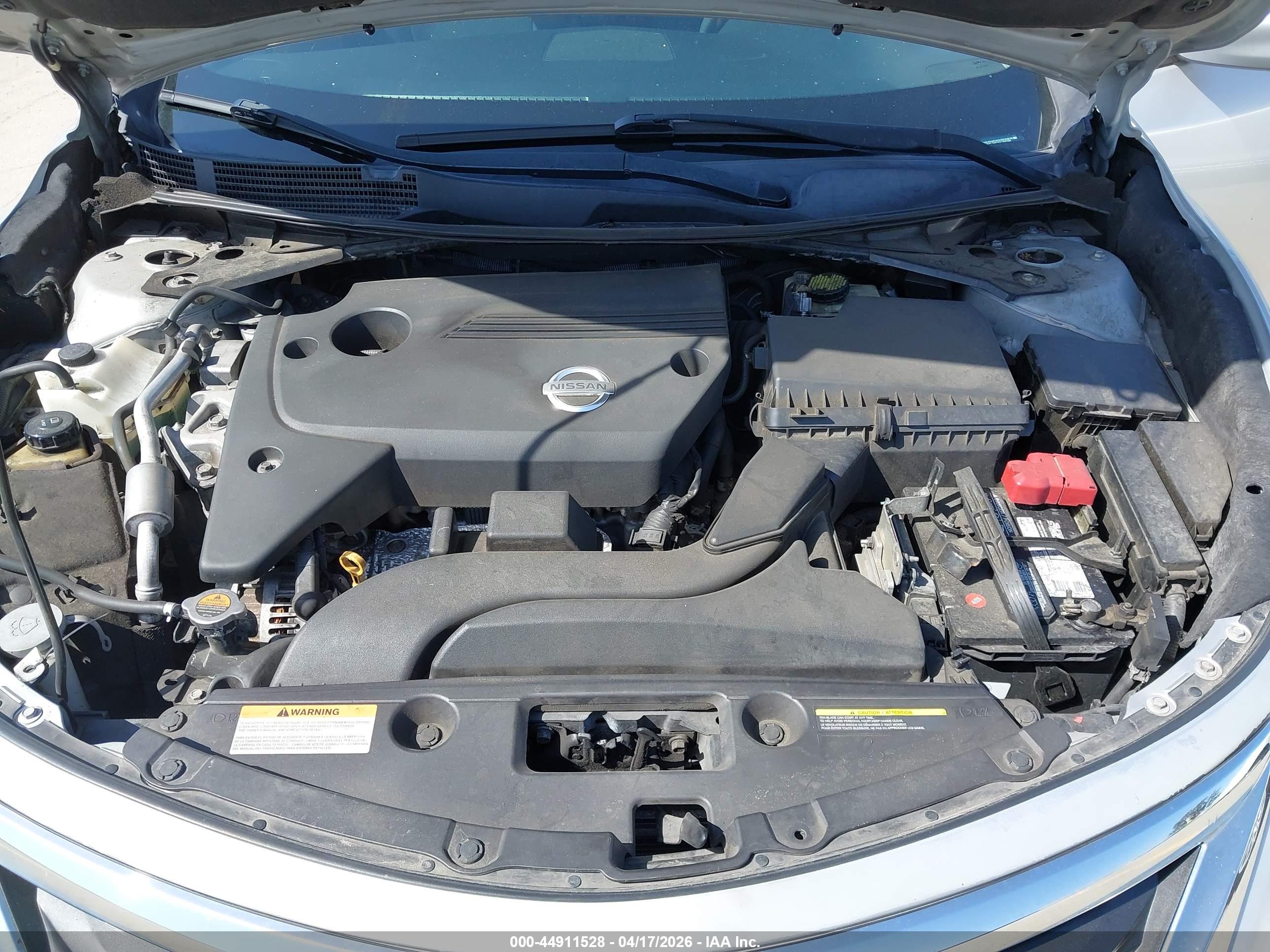 NISSAN ALTIMA image 10