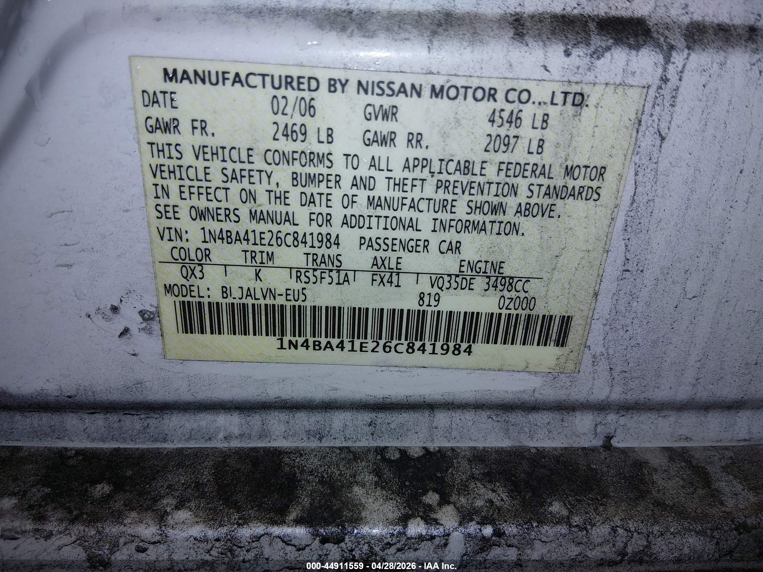 NISSAN MAXIMA image 9
